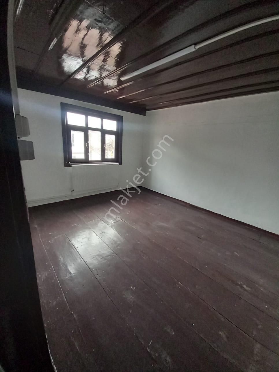 Bizim Emlaktan Kefelide Bakımlı Doğalgazlı Müstakil - Görsel 18