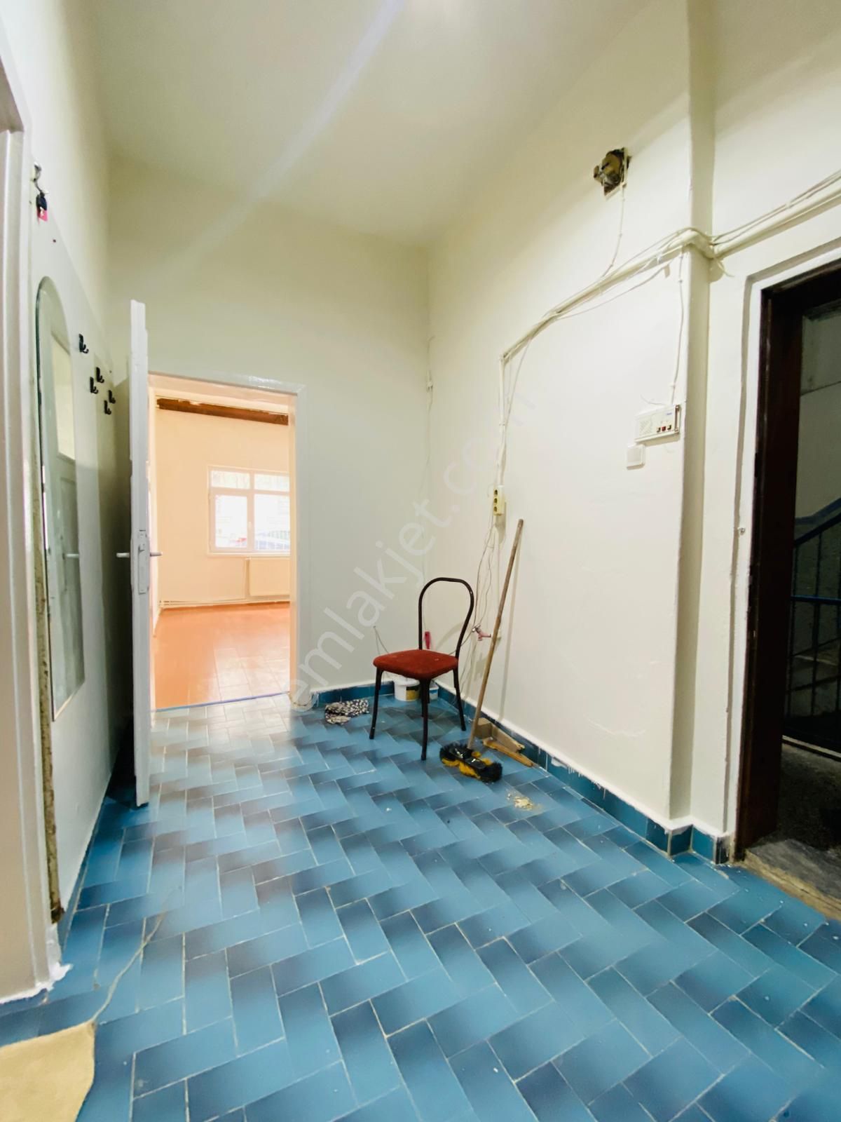 Ertuğrulgazi'de Cemal Gürsel Cad. Yakını Giriş Katta Satılık 2+1 Daire !!! - Görsel 18