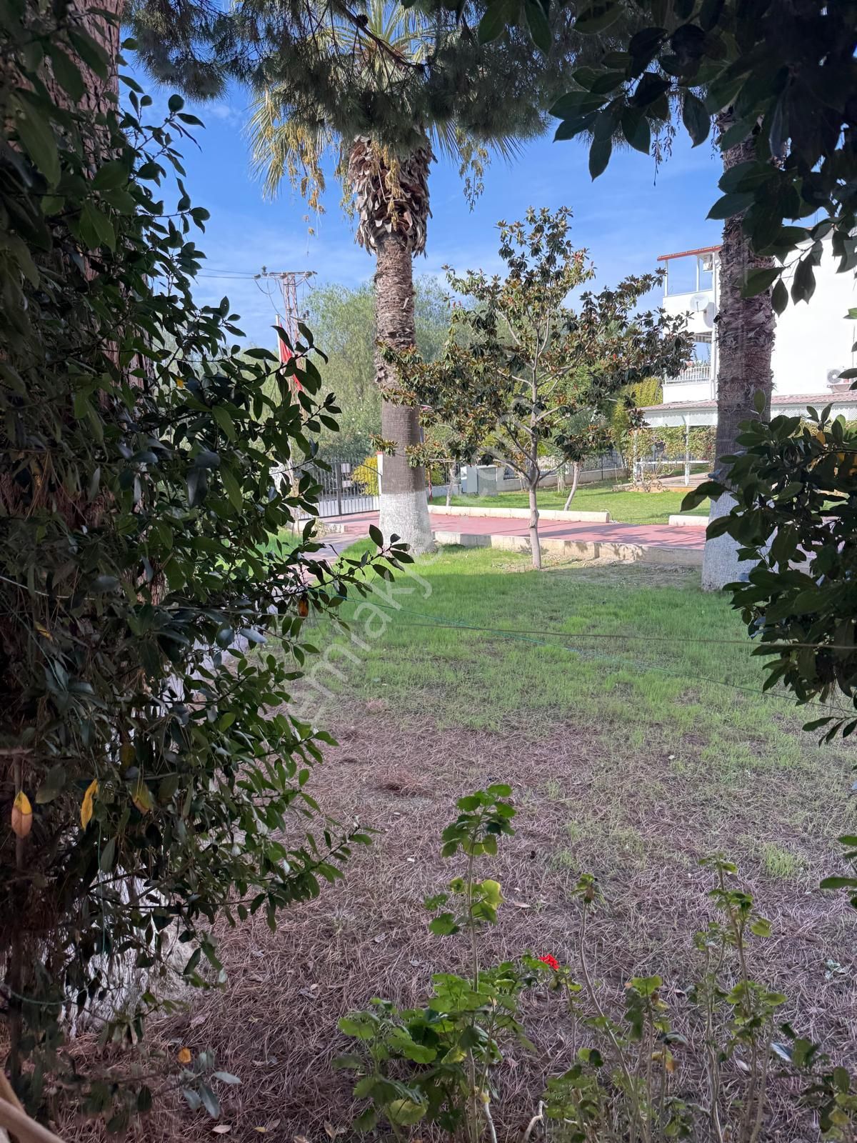 Sahil Siteleri'nde Denize 200 Metre Yazlık - Görsel 8