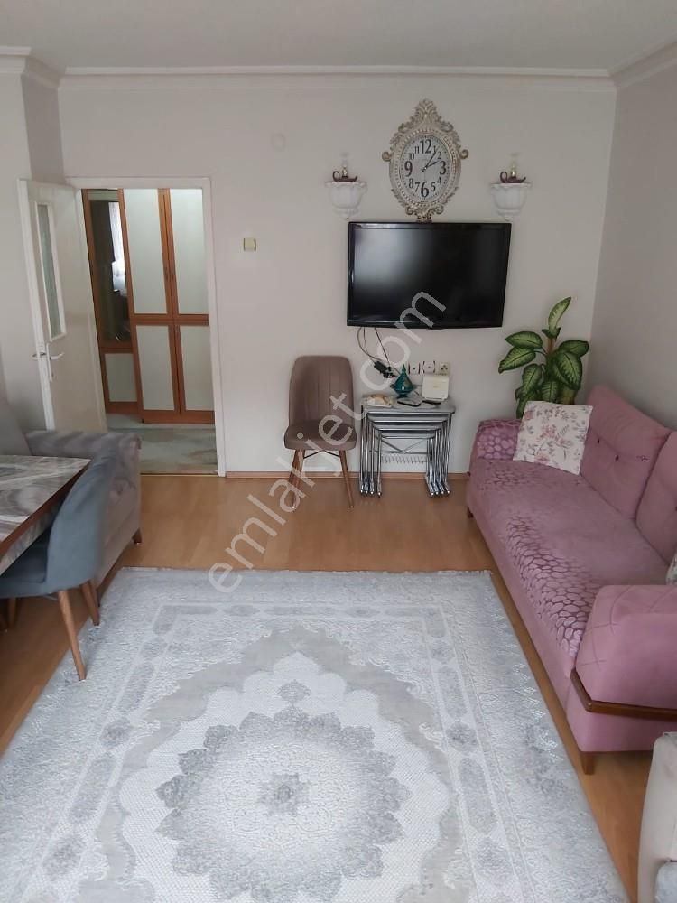 Sincan Mareşal Çakmak Mh 3+1 Ara Katta Yapılı Ön Cephe Daire - Görsel 17