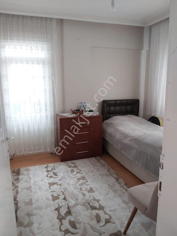 Sincan Mareşal Çakmak Mh 3+1 Ara Katta Yapılı Ön Cephe Daire - Görsel 20