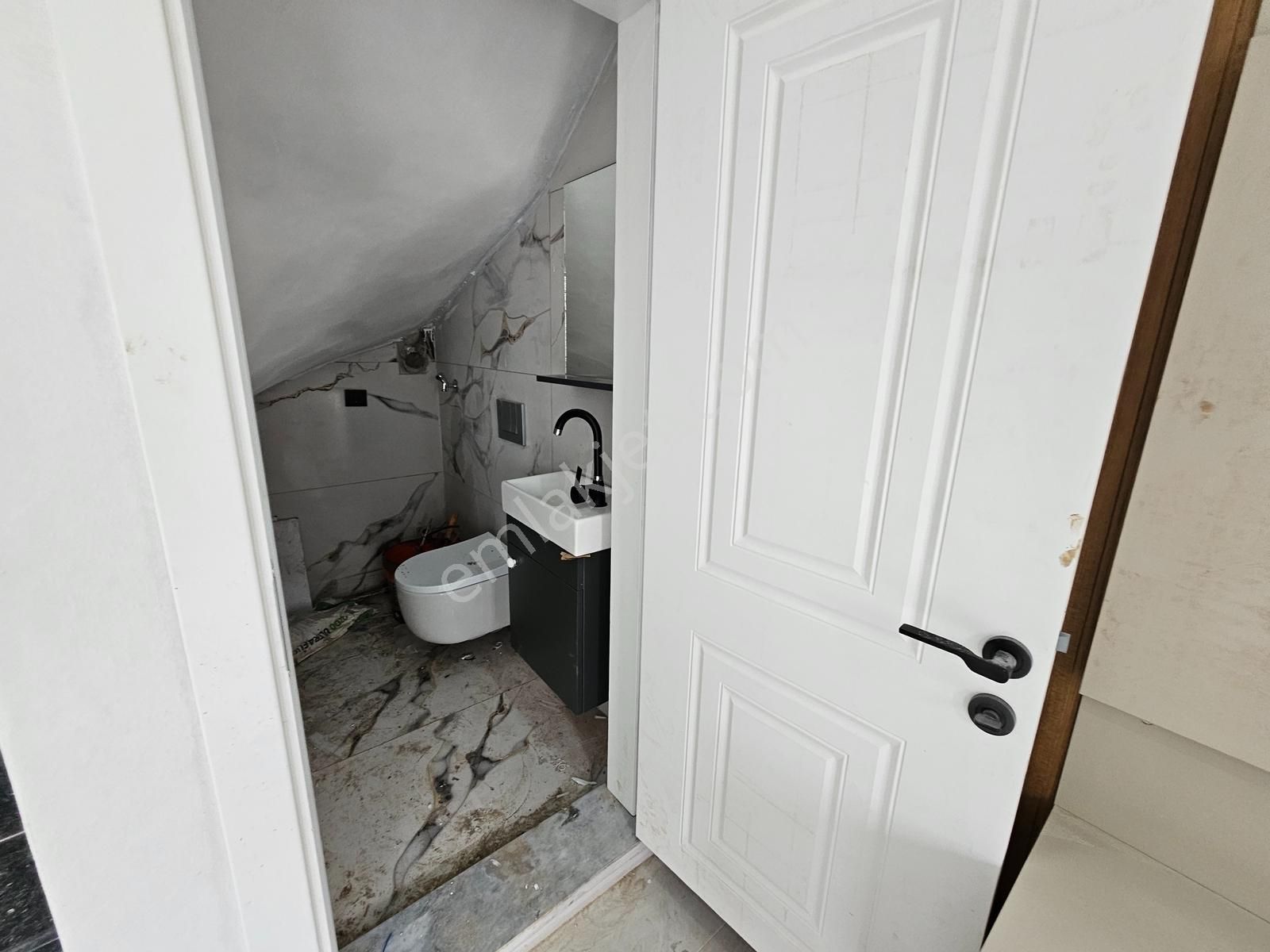 Deniz'den 3+1 Müstakil Havuzlu ,denize Yakın ,fırsat Villa - Görsel 32