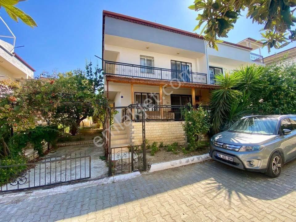 Nazilli Pazarı Bölgesinde Bahçeli 4+1 Yazlık