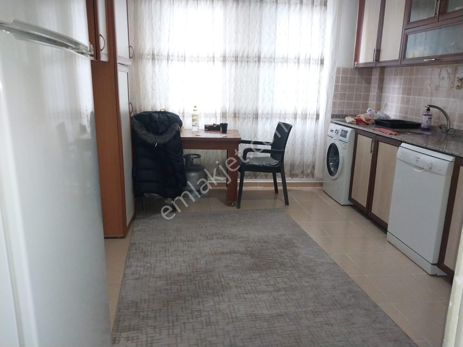 Kuzeyyaka Mahalesinde Ara Katta 2+1 Daire