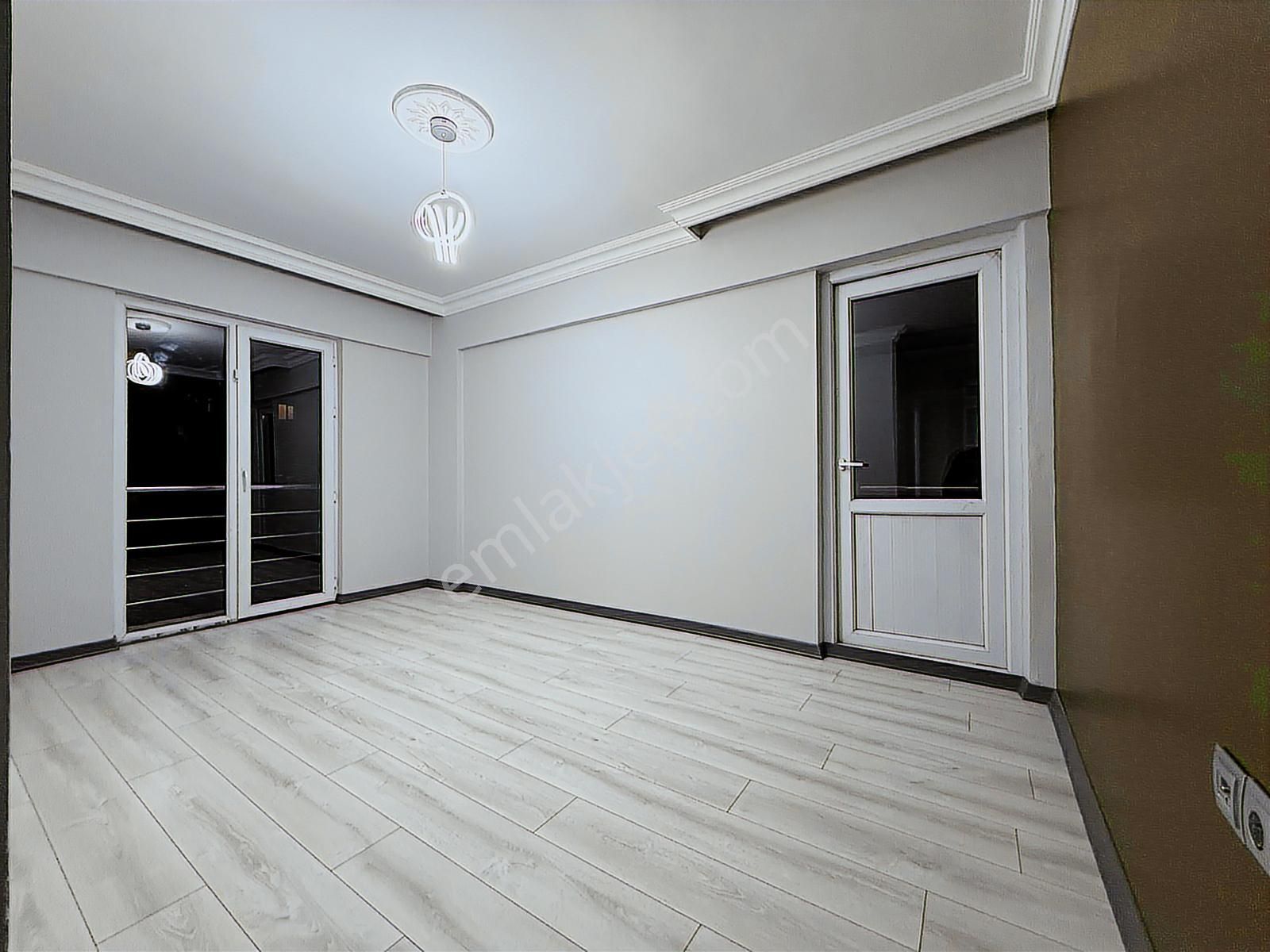 Tandoğan Mah'de Merkezi Konumda 3+1 Full Yapılı Ara Kat Daire - Görsel 27