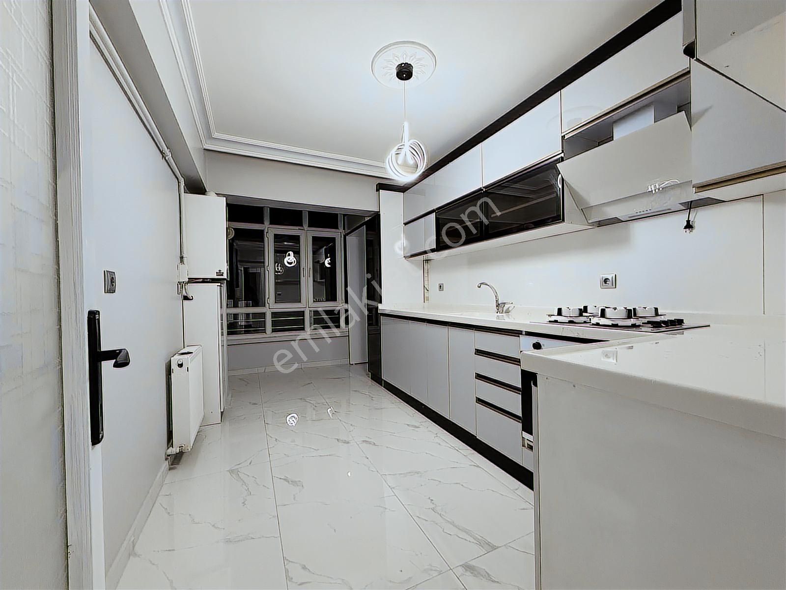 Tandoğan Mah'de Merkezi Konumda 3+1 Full Yapılı Ara Kat Daire - Görsel 22