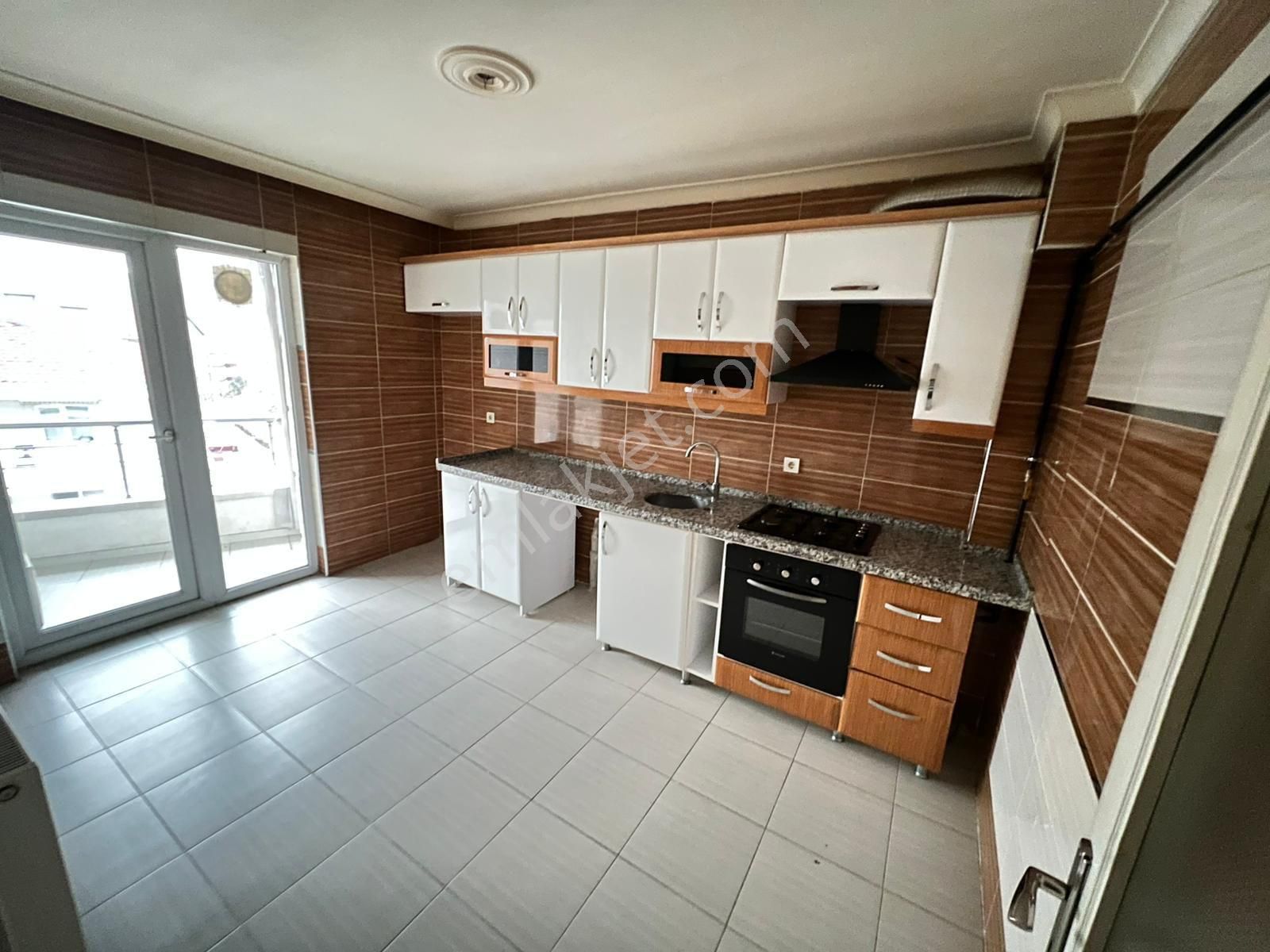 Özdemir Emlak,tan Yeşilbayır ,da Hastaneye Yürüme Mesafesi 3+1 Daire - Görsel 6