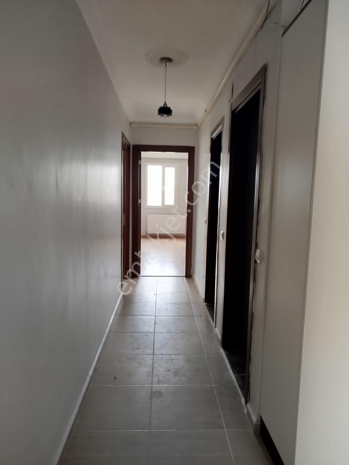 Sahibinden Metroya Sıfır 3+1 Kiralık Daire - Görsel 6