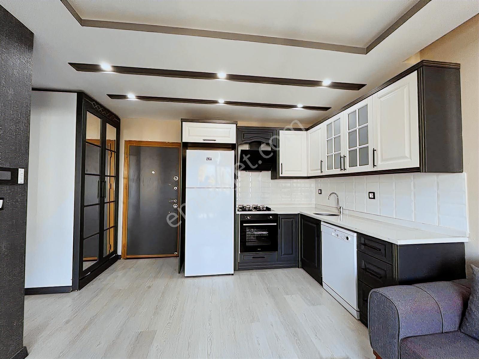 Elif Su Uludağ Cadde Üzeri Geniş Ve Lüx Sıfır Ve Ful Eşyalı