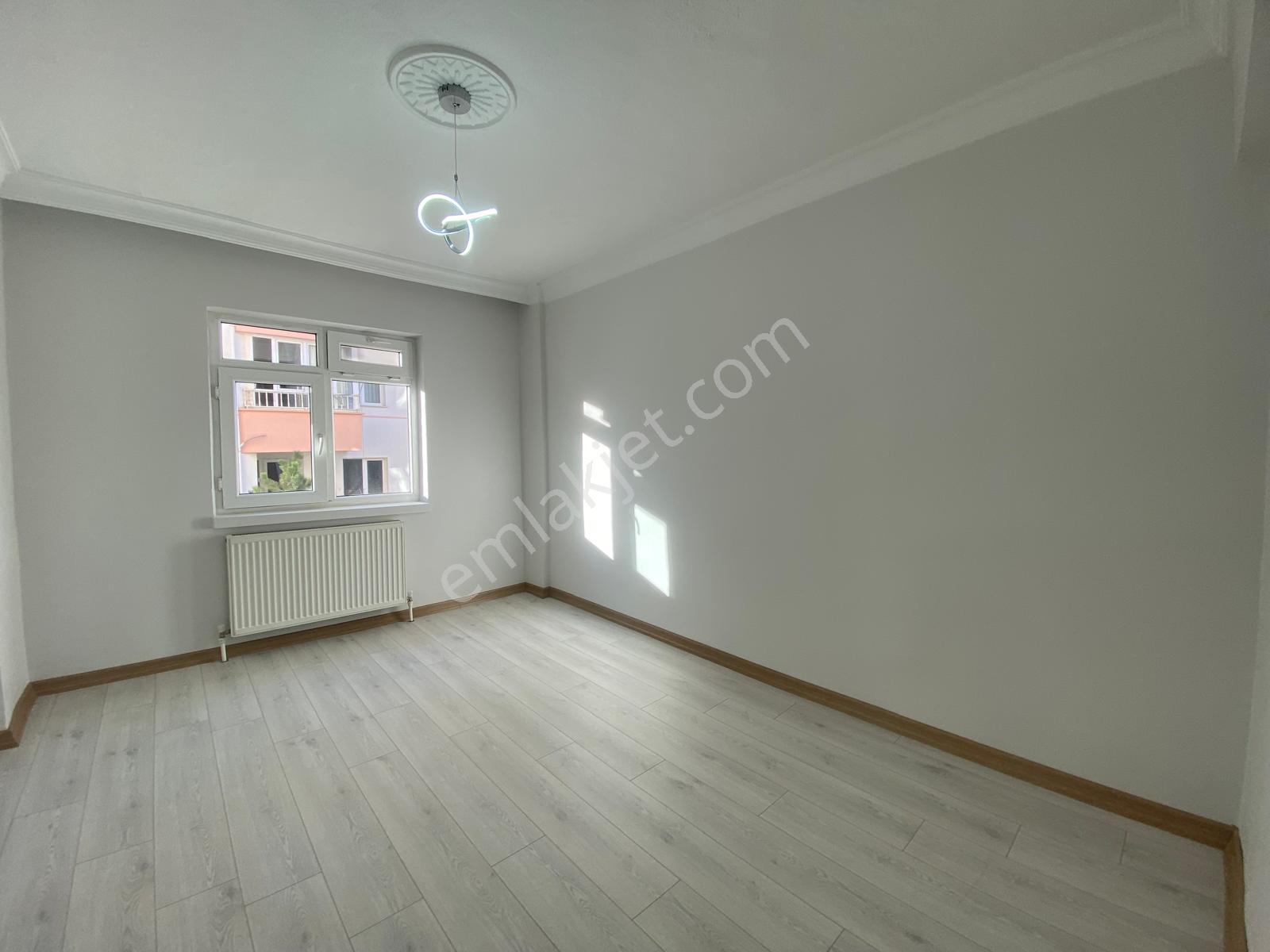 Koza Emlaktan Ertuğrulgazi Mahalesinde Site İçinde Ara Katta Lüxx Yapılı Bağımsız 3+1 Satılık Daire - Görsel 26