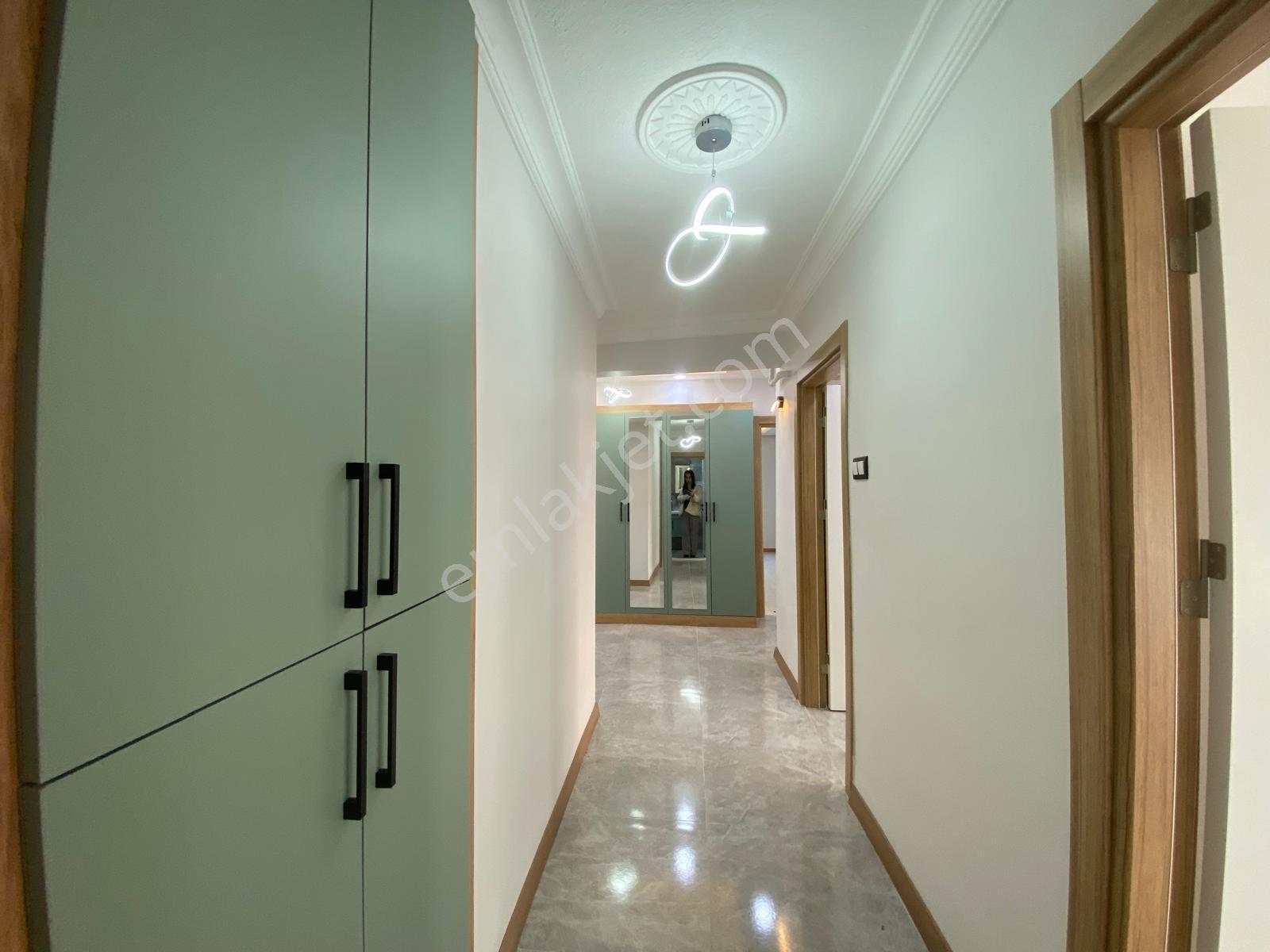 Koza Emlaktan Ertuğrulgazi Mahalesinde Site İçinde Ara Katta Lüxx Yapılı Bağımsız 3+1 Satılık Daire - Görsel 30