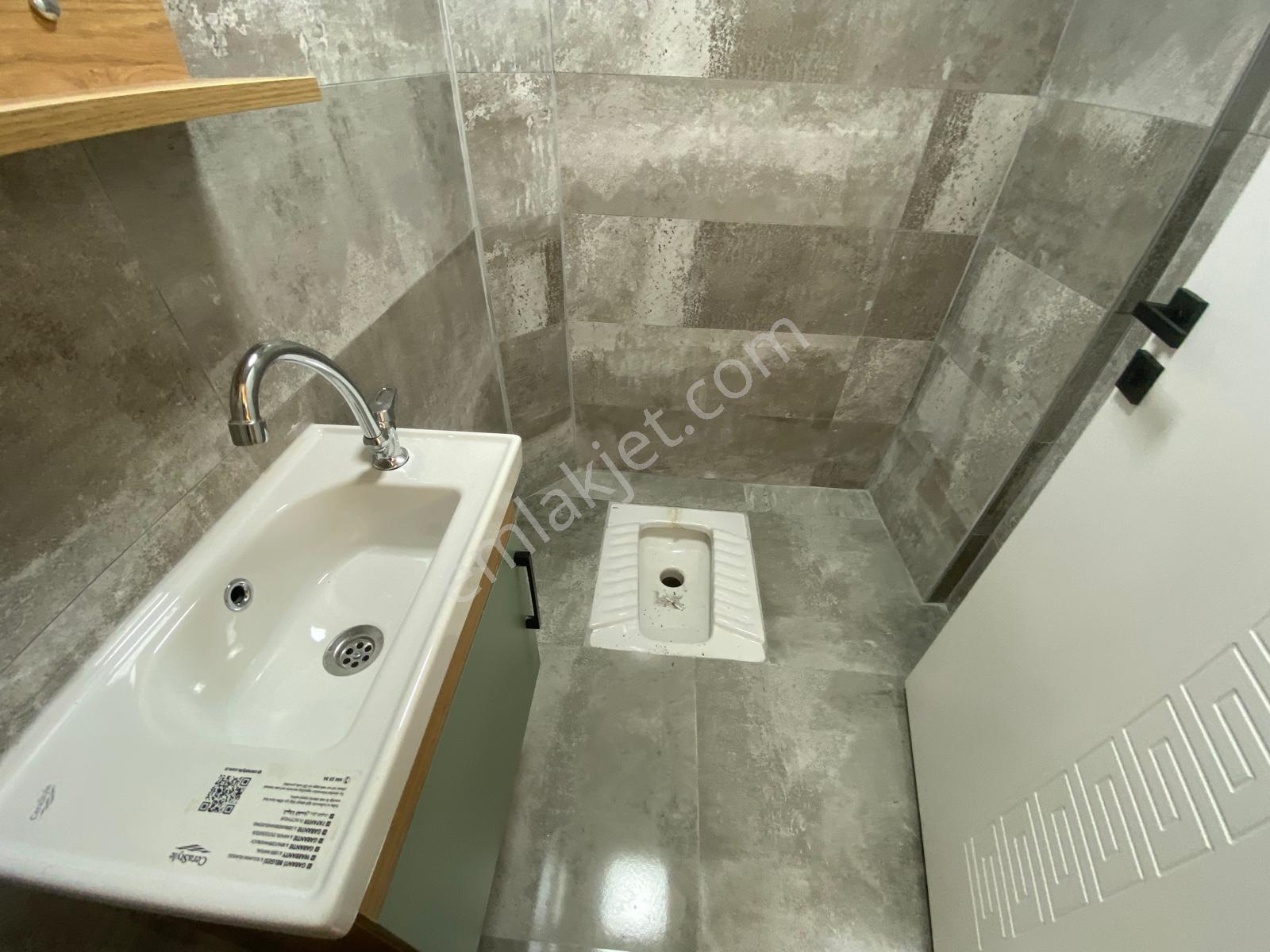 Koza Emlaktan Ertuğrulgazi Mahalesinde Site İçinde Ara Katta Lüxx Yapılı Bağımsız 3+1 Satılık Daire - Görsel 35