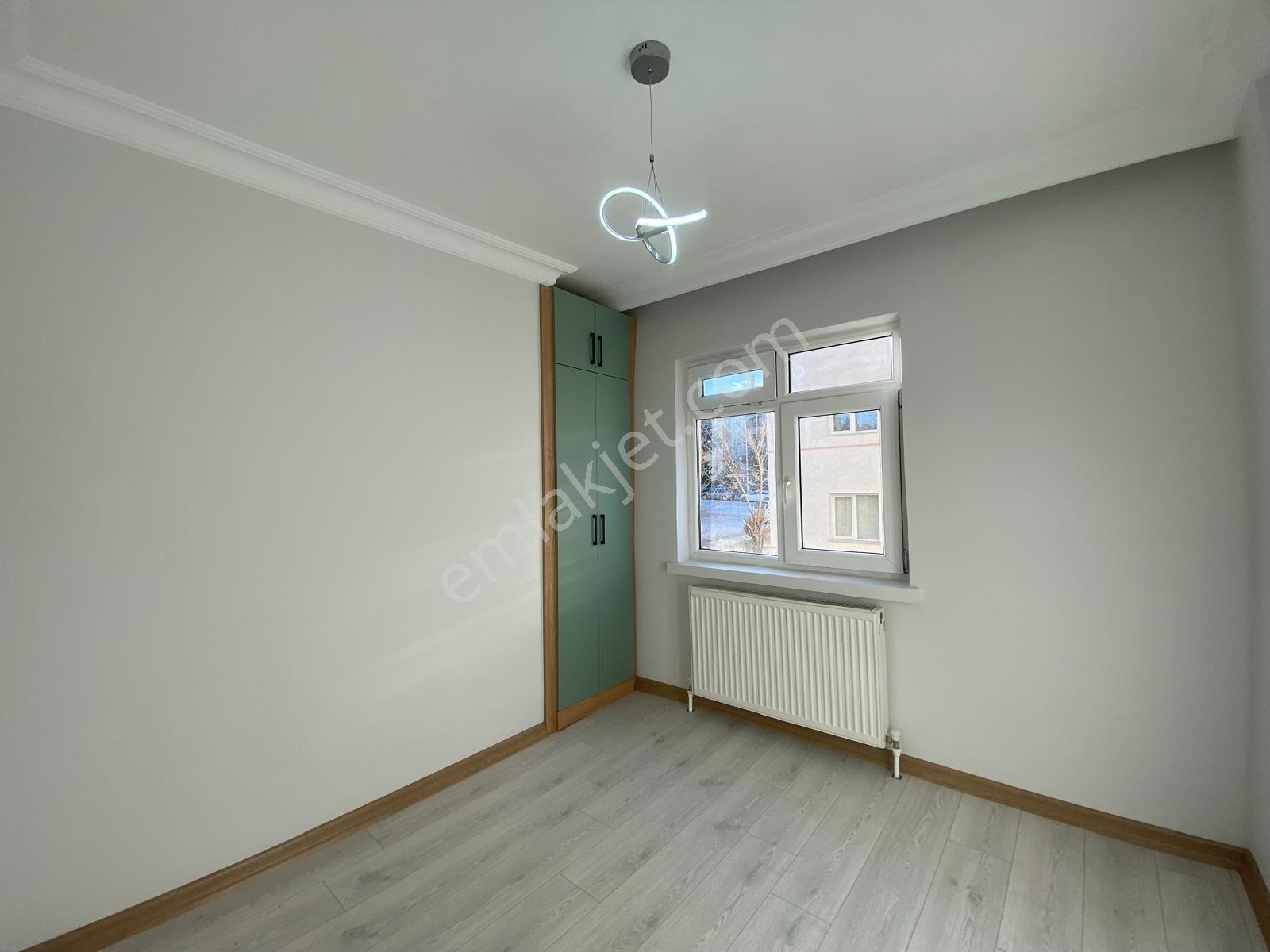 Koza Emlaktan Ertuğrulgazi Mahalesinde Site İçinde Ara Katta Lüxx Yapılı Bağımsız 3+1 Satılık Daire - Görsel 13