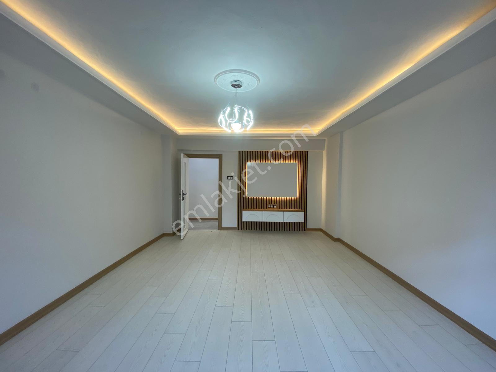 Koza Emlaktan Ertuğrulgazi Mahalesinde Site İçinde Ara Katta Lüxx Yapılı Bağımsız 3+1 Satılık Daire - Görsel 10