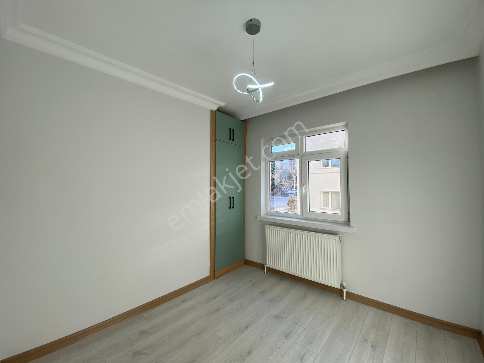 Koza Emlaktan Ertuğrulgazi Mahalesinde Site İçinde Ara Katta Lüxx Yapılı Bağımsız 3+1 Satılık Daire - Görsel 12