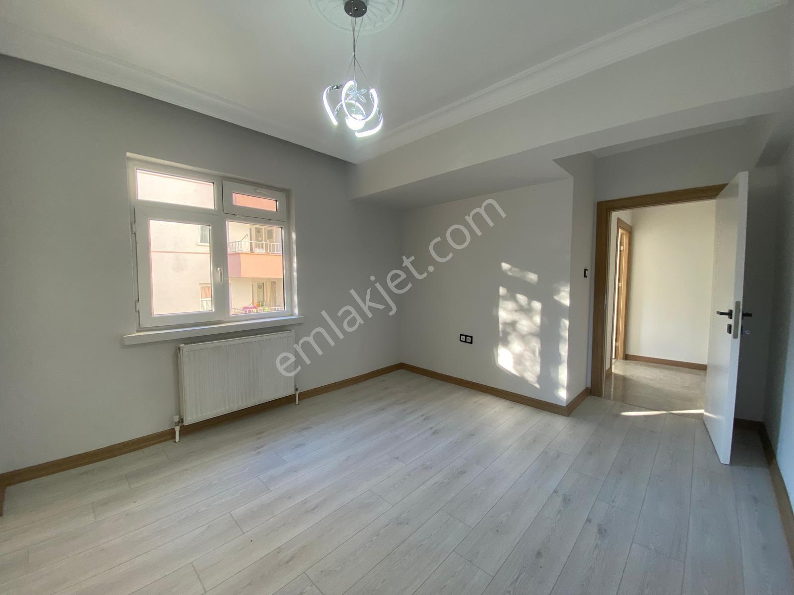 Koza Emlaktan Ertuğrulgazi Mahalesinde Site İçinde Ara Katta Lüxx Yapılı Bağımsız 3+1 Satılık Daire - Görsel 15
