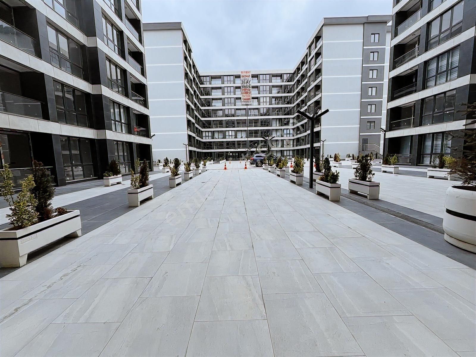 İpektaş Cadde'de Katta Sıfır Sitede 1+1 Kiralık Daire - Görsel 3