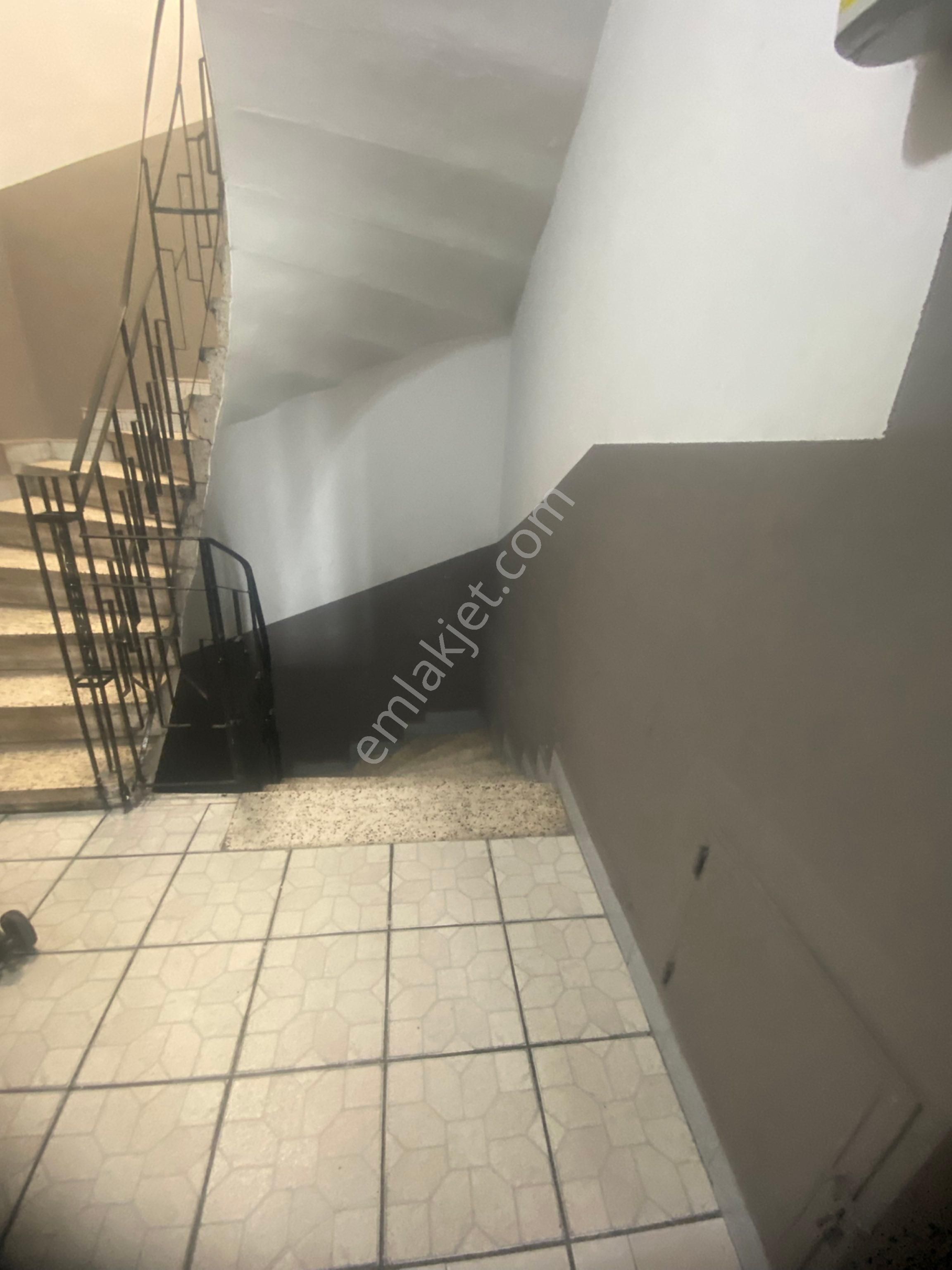 Bağcılar Yüzyıl Kışla Cadde Üzeri 2+1 95m Satılık Daire - Görsel 12