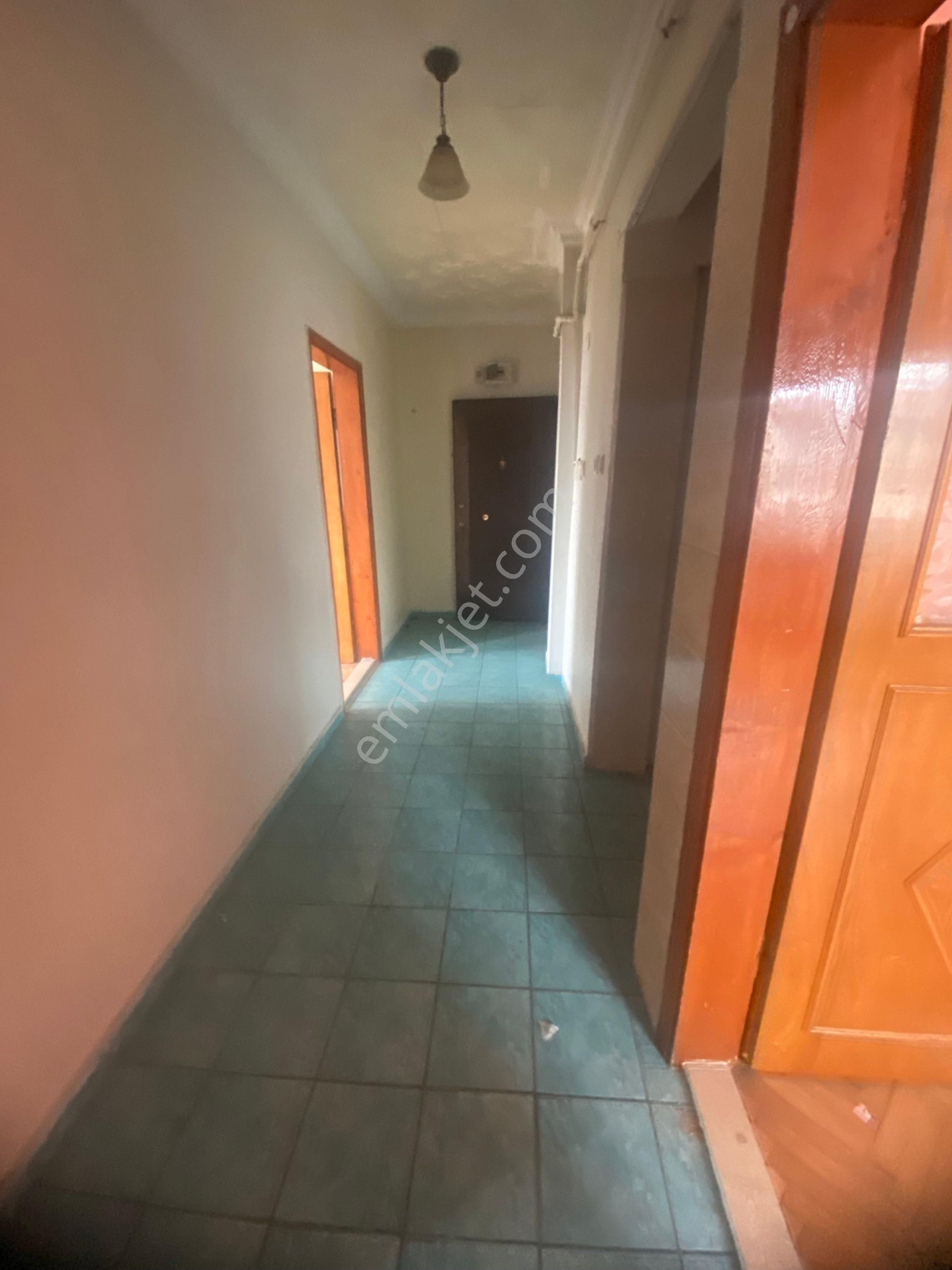 Bağcılar Yüzyıl Kışla Cadde Üzeri 2+1 95m Satılık Daire - Görsel 7