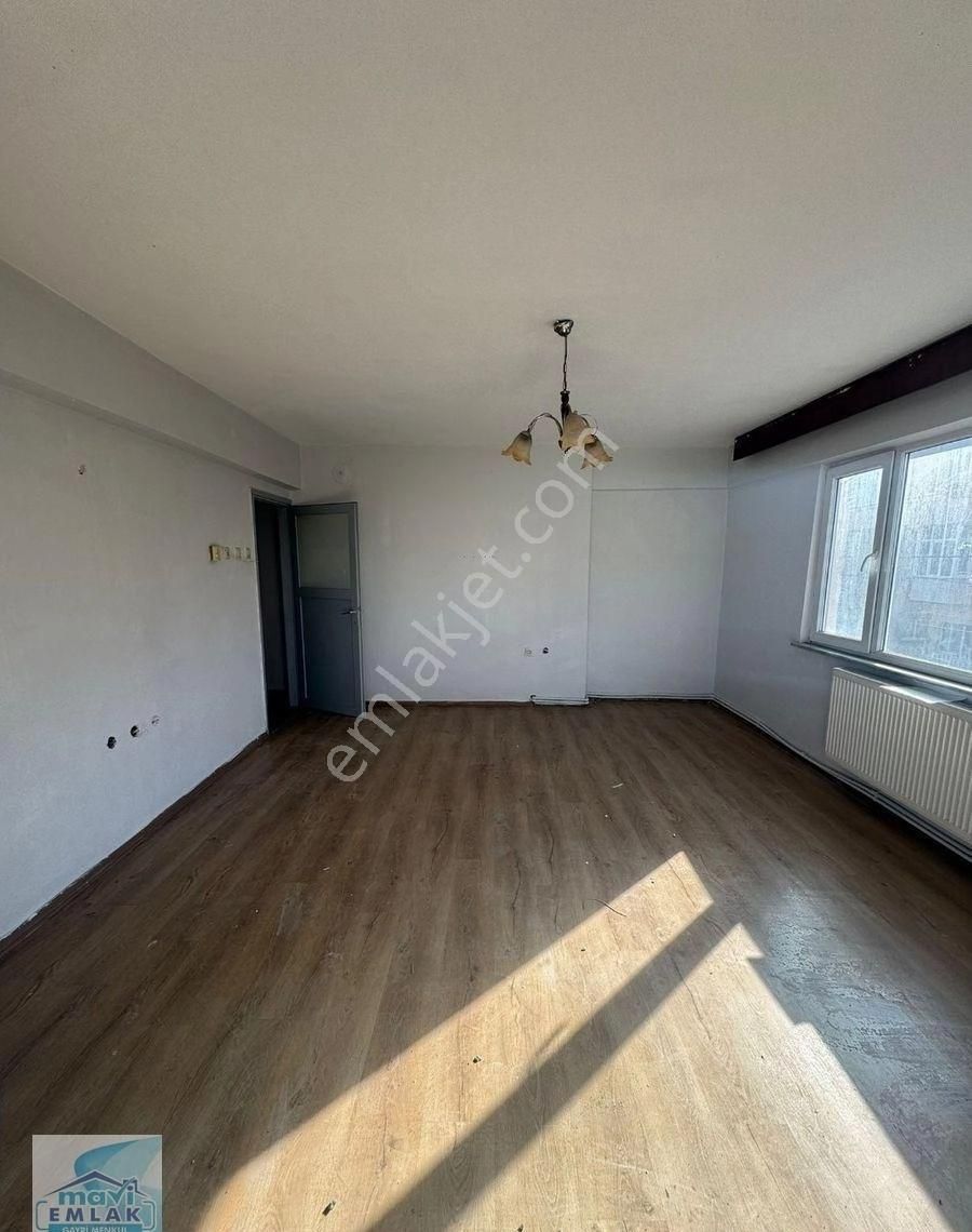 Bandırma Mavi Emlaktan 600 Evler Mahallesinde 2+1 Ara Kat Kiralık Daire - Görsel 4