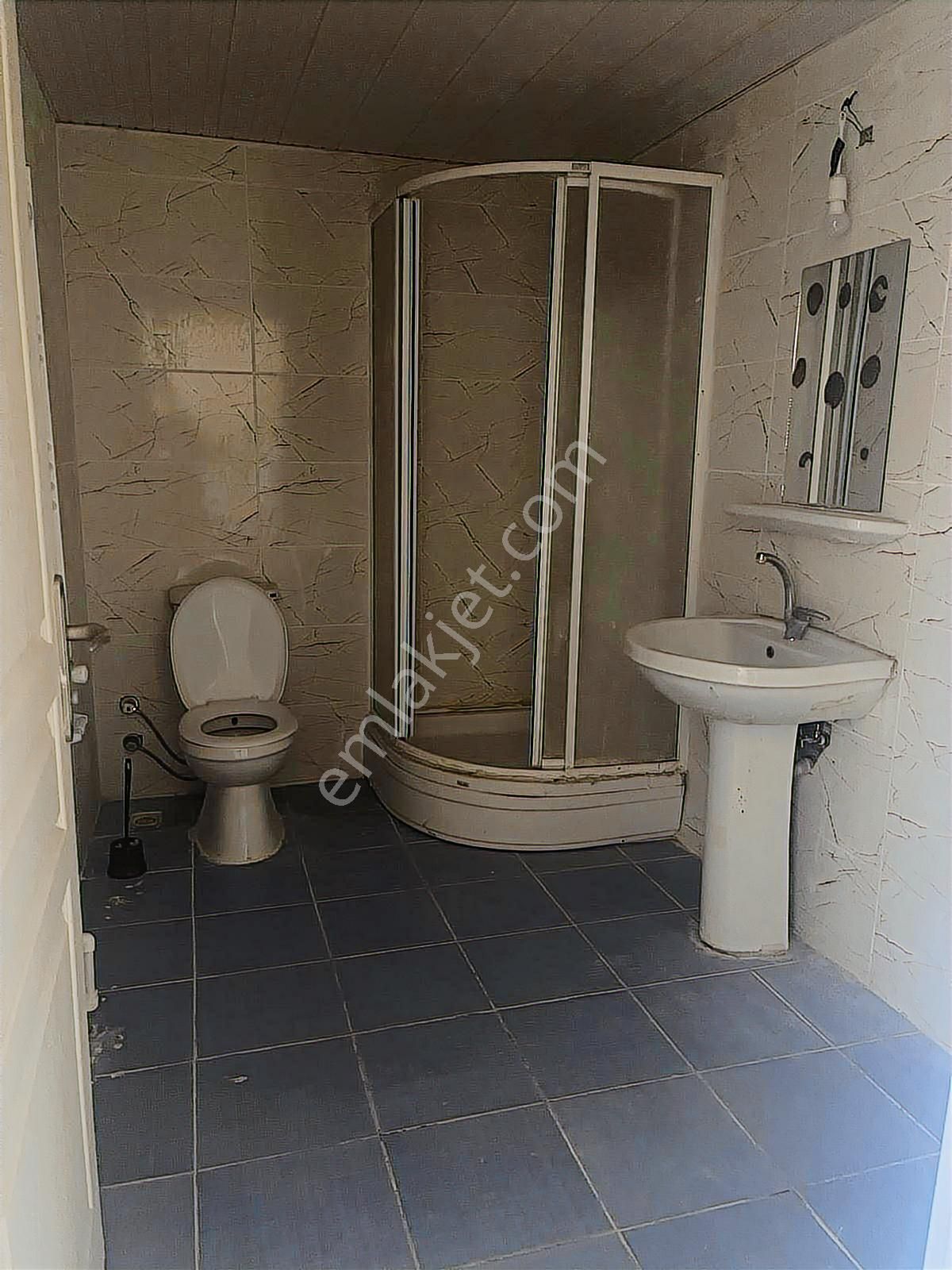 Öz-er Gayrimenkul'den Satılık 3+1 Toki Dairesi - Görsel 15