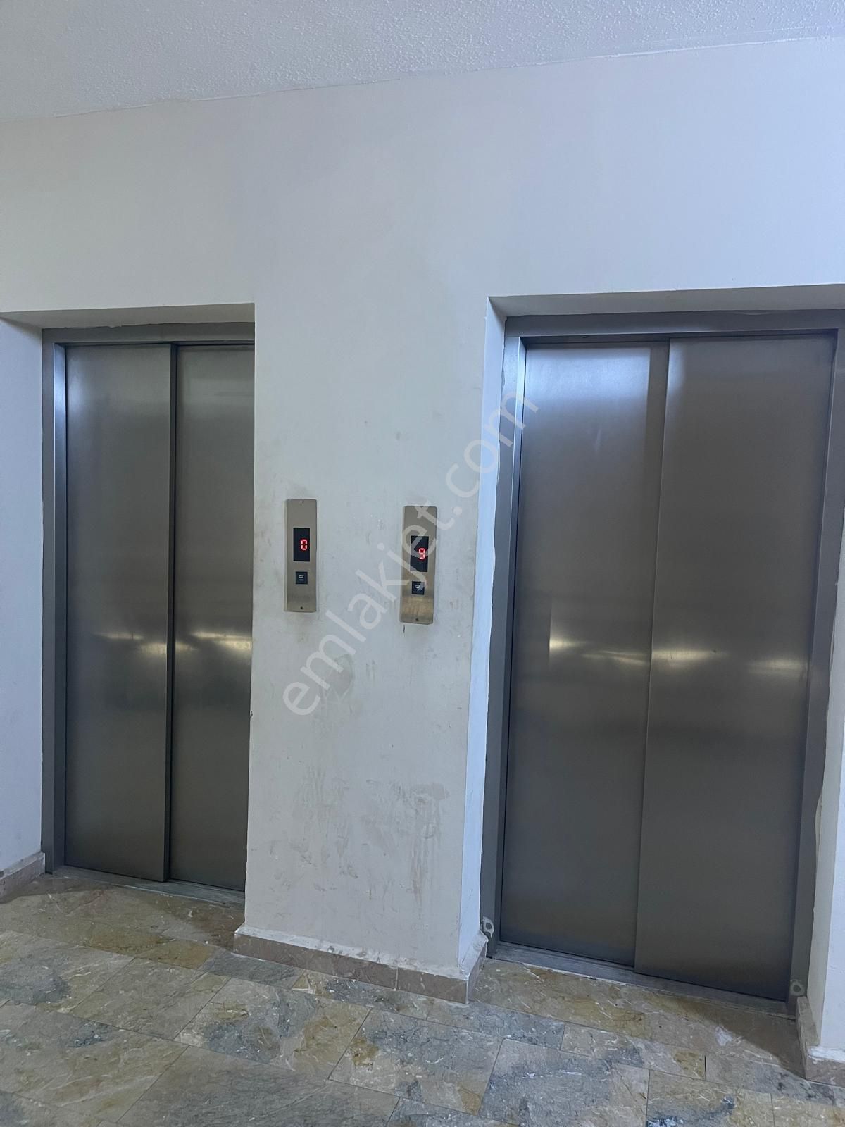 Öz-er Gayrimenkul'den Satılık 3+1 Toki Dairesi - Görsel 26