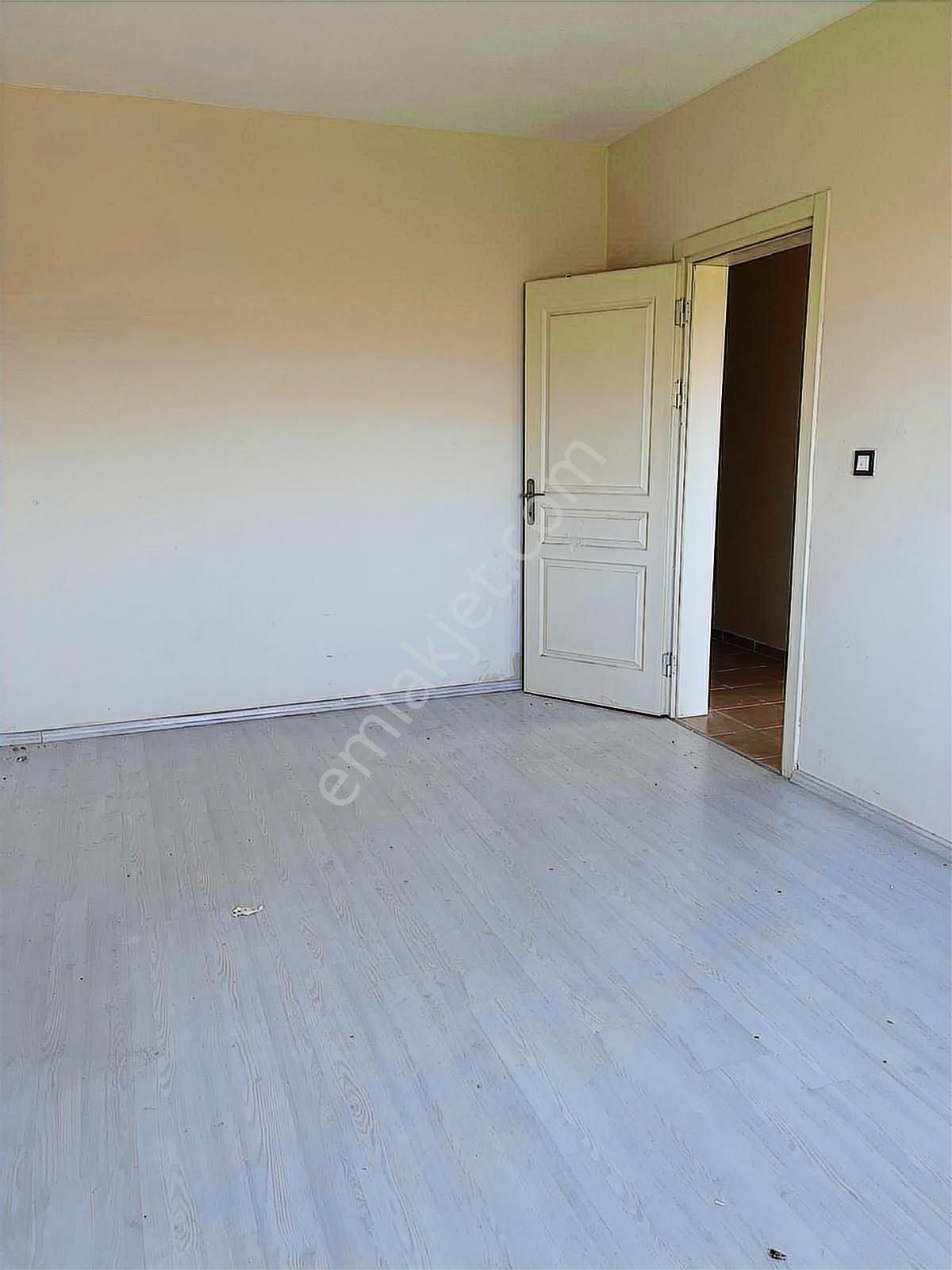 Öz-er Gayrimenkul'den Satılık 3+1 Toki Dairesi - Görsel 28