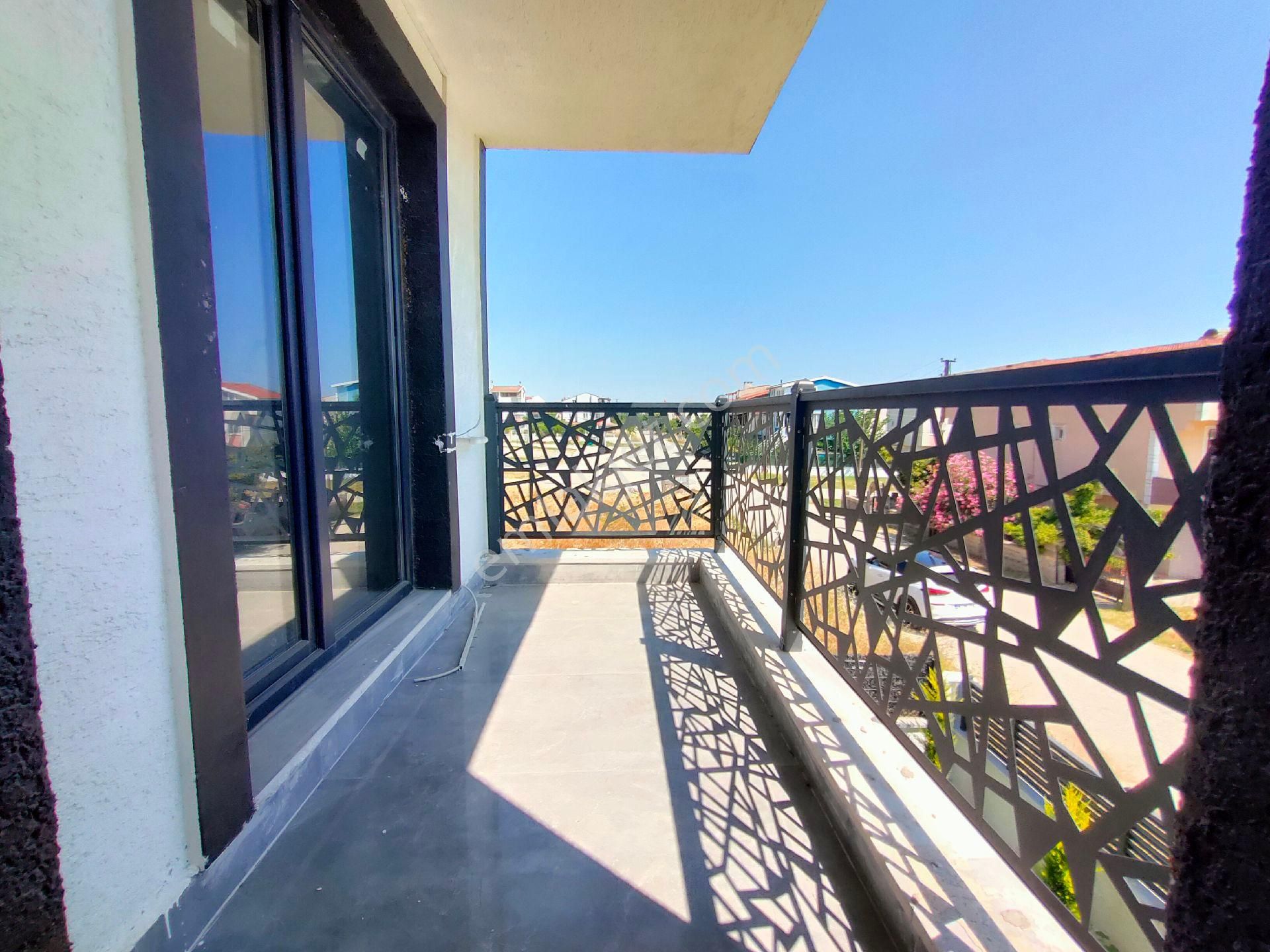 Okula Yakın Merkezde 6+1 Bahçeli Müstakil Villa Kartallar'dan. - Görsel 27