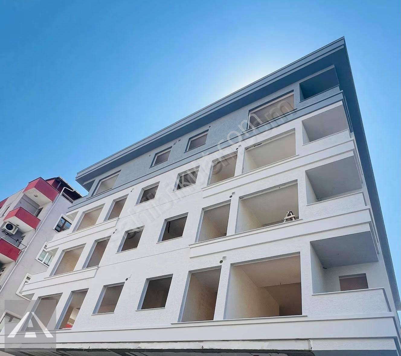 Maltepe Bağlarbaşı'nda Marmaraya Yakın Yüksek Tavanlı Sıfır 1+1 - Görsel 11