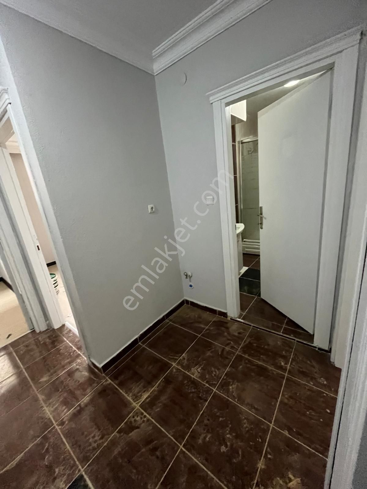 Üç Kardeşler'den Cebeci Mh 2+1 10-yıllık 100m2 Bahçekatı - Görsel 4