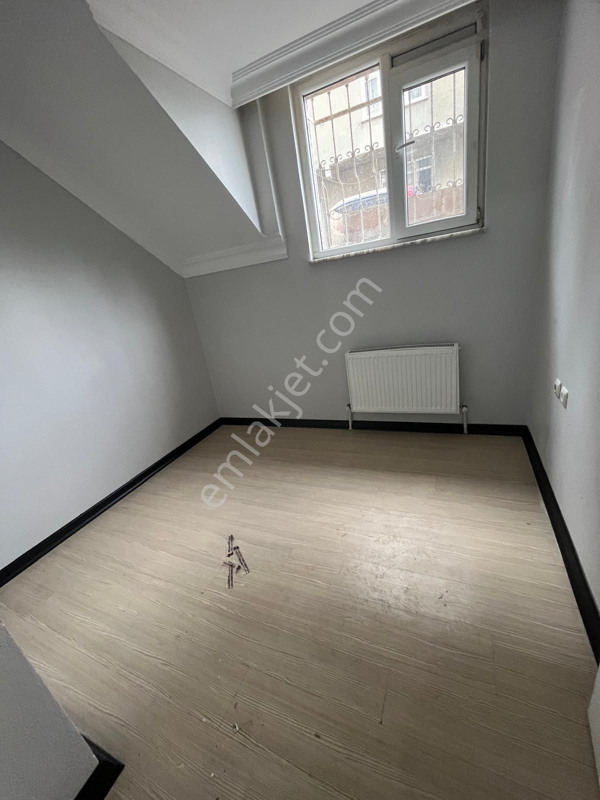 Üç Kardeşler'den Cebeci Mh 2+1 10-yıllık 100m2 Bahçekatı - Görsel 5