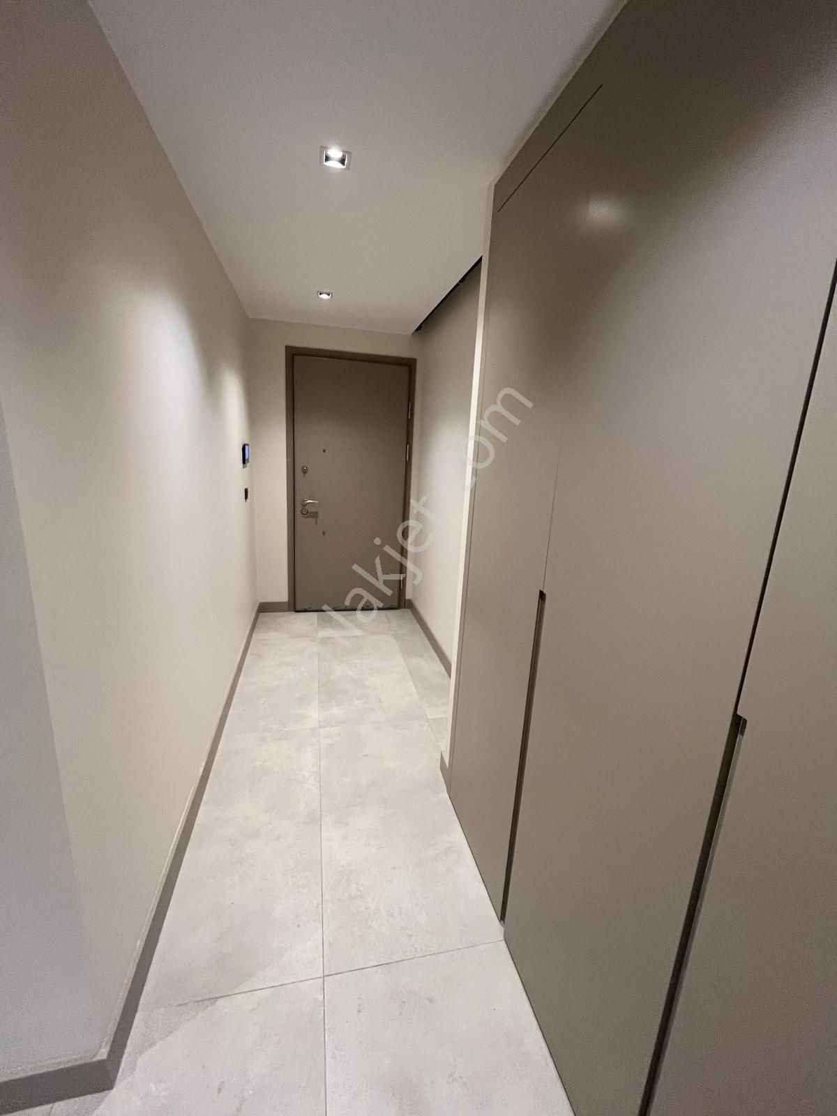 Naturel Emlaktan Çengelköyde 2+1 Geniş Daire - Görsel 6