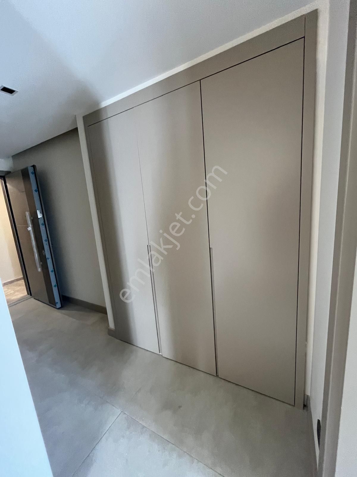 Naturel Emlaktan Çengelköyde 2+1 Geniş Daire - Görsel 12