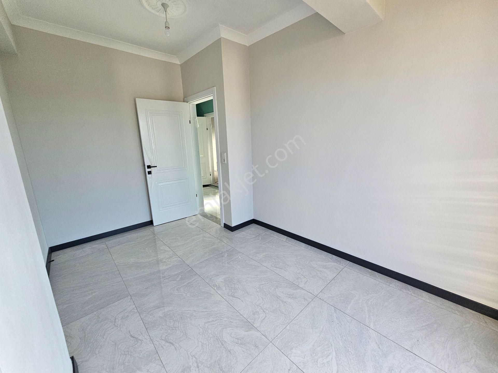 Kocaali Sakarya'da 3+1 Deniz 'e 70 Mt. Mesafede , Havuzlu , Yerden Isıtmalı Villa - Görsel 25