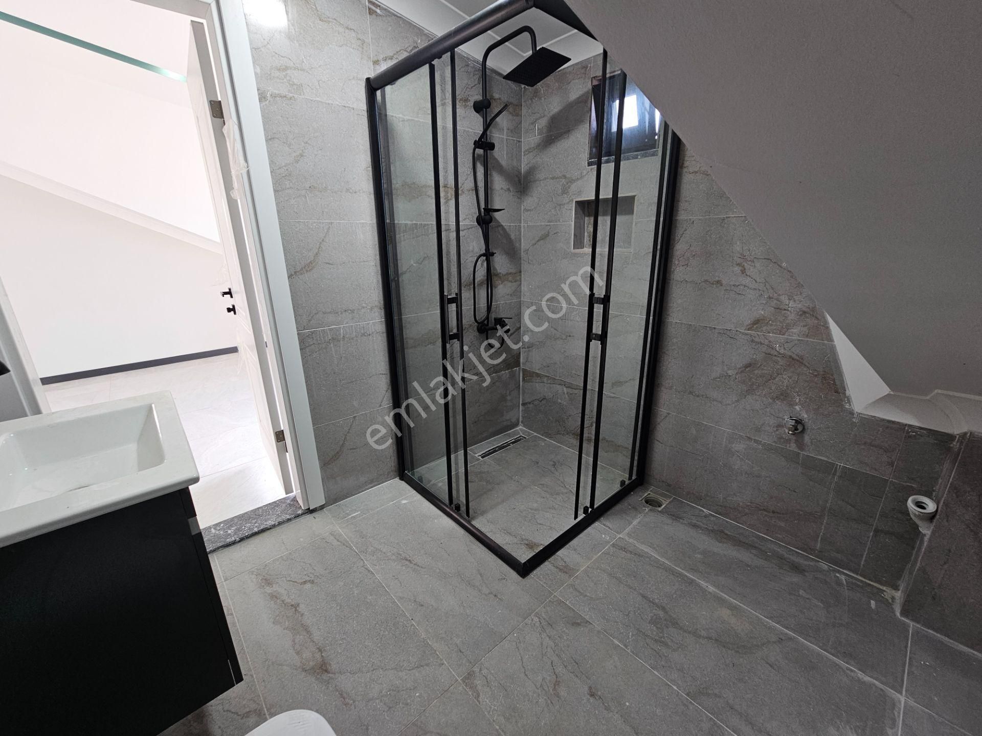 Kocaali Sakarya'da 3+1 Deniz 'e 70 Mt. Mesafede , Havuzlu , Yerden Isıtmalı Villa - Görsel 35