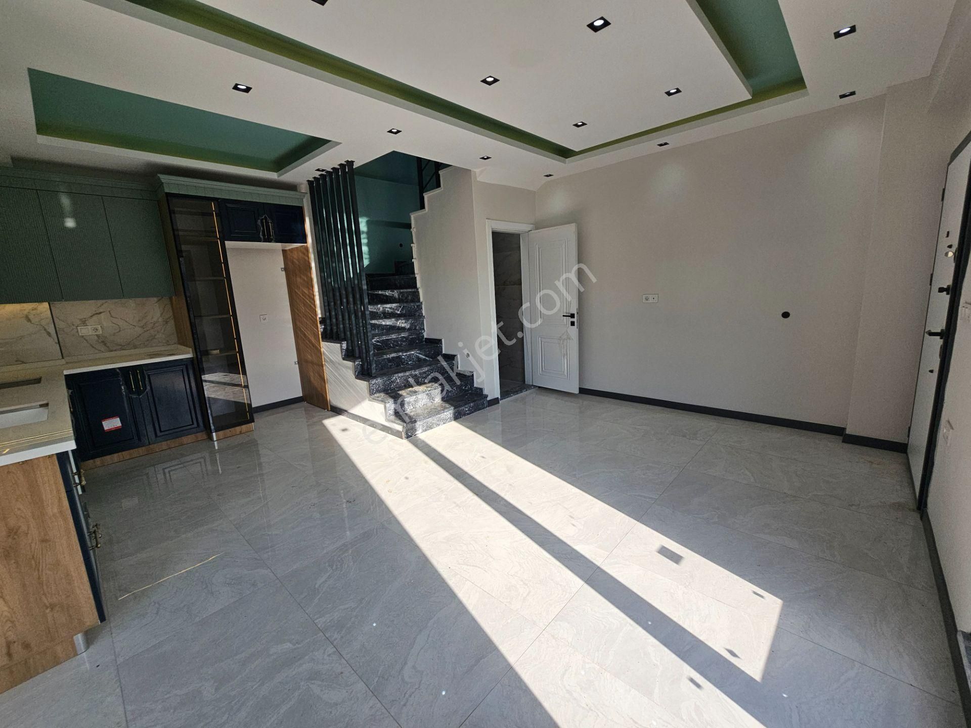 Kocaali Sakarya'da 3+1 Deniz 'e 70 Mt. Mesafede , Havuzlu , Yerden Isıtmalı Villa - Görsel 9