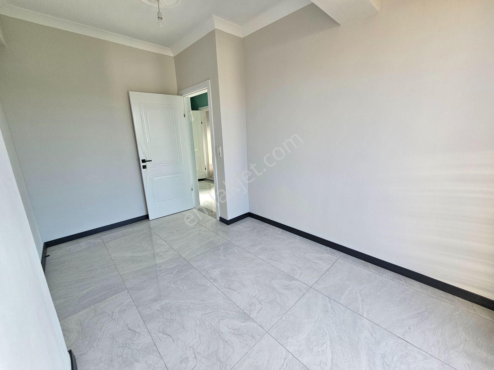 Kocaali Sakarya'da 3+1 Deniz 'e 70 Mt. Mesafede , Havuzlu , Yerden Isıtmalı Villa - Görsel 24