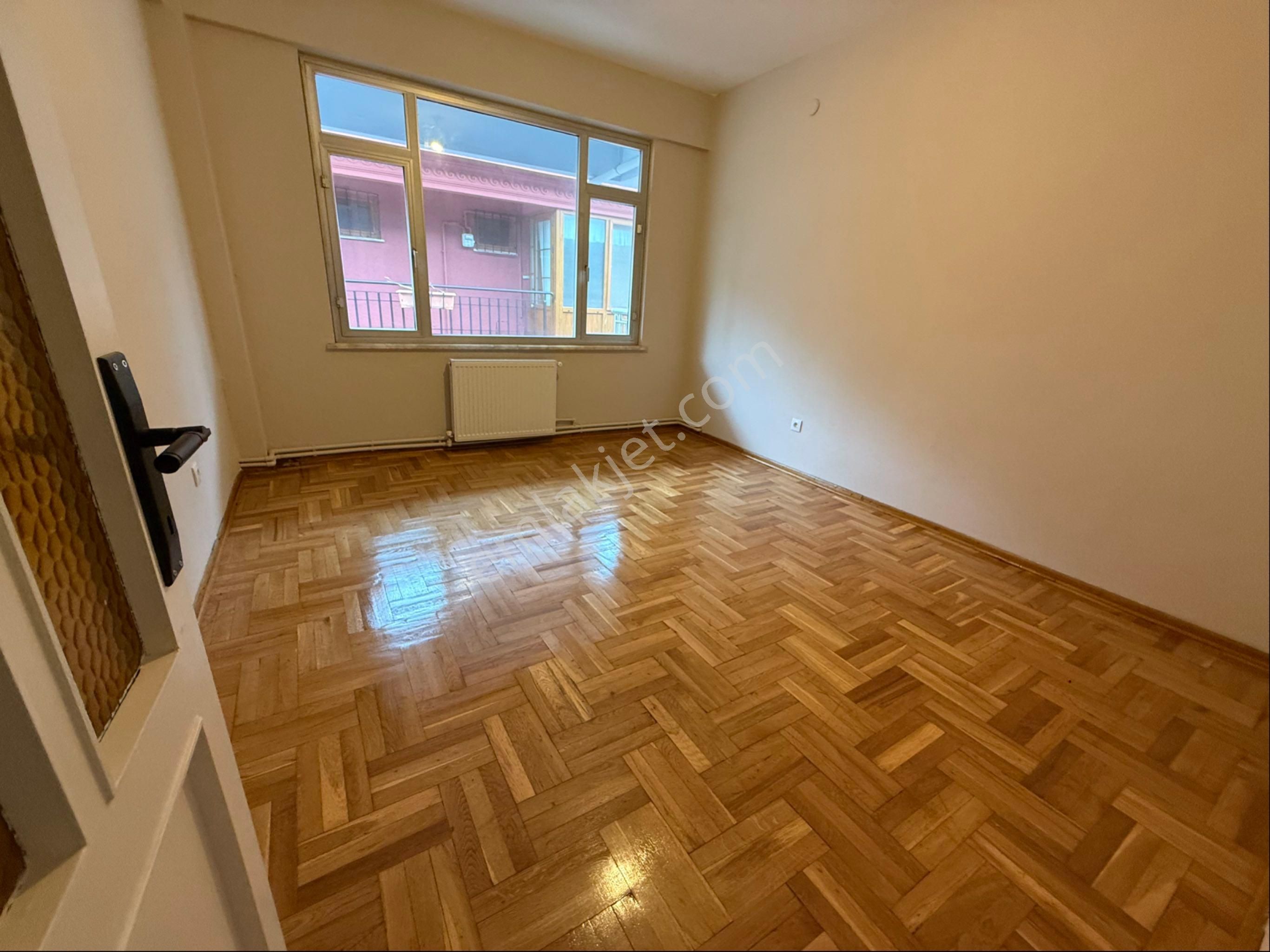 Esa Gayrimenkul’den Avcılar’da Kiralık Deniz Manzaralı Daire - Görsel 24