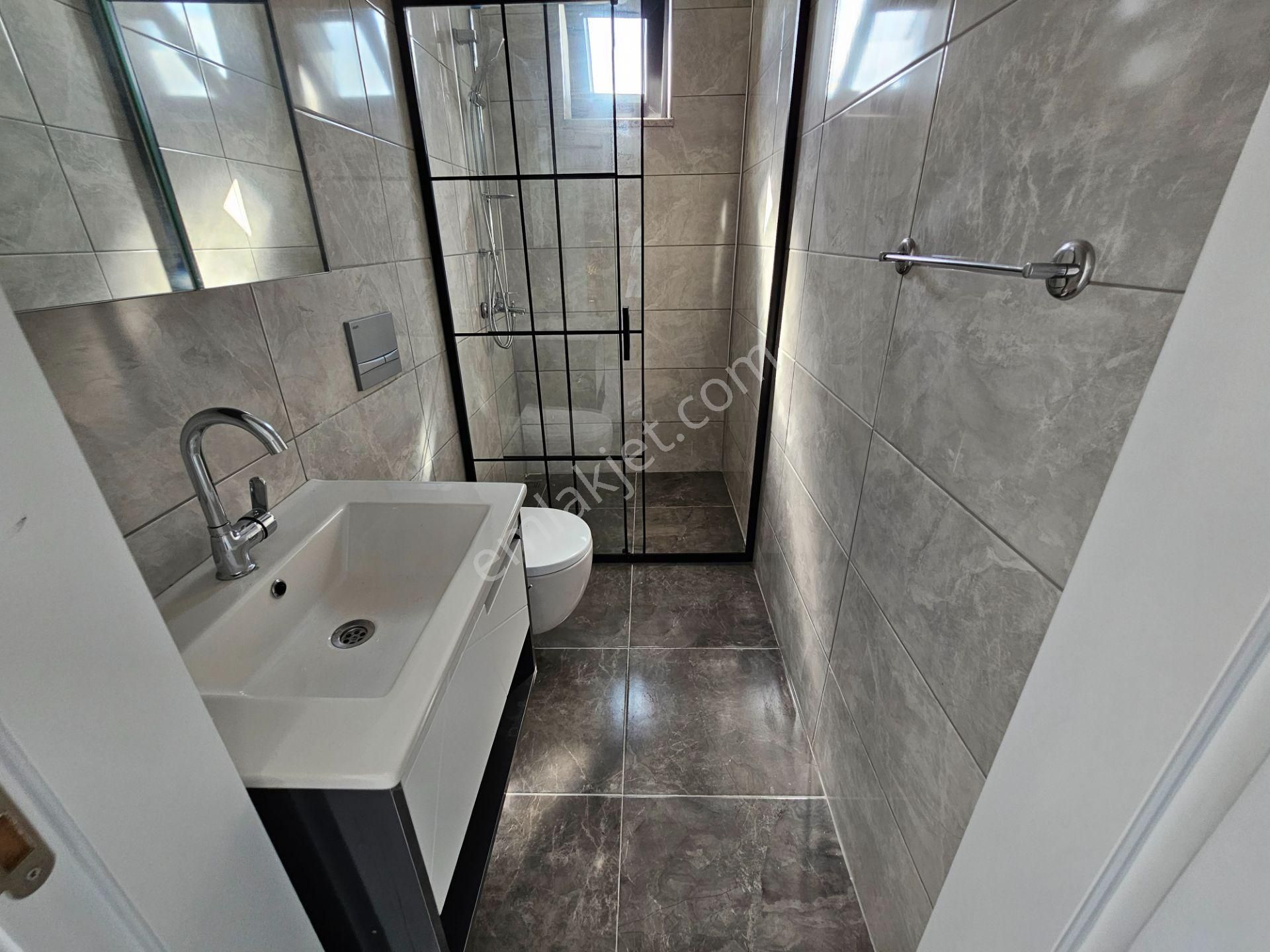 Deniz'den Kocaali Saakrya'da Denize 30 Mt. Mesafede, Havuzlu Lüks Villa - Görsel 34