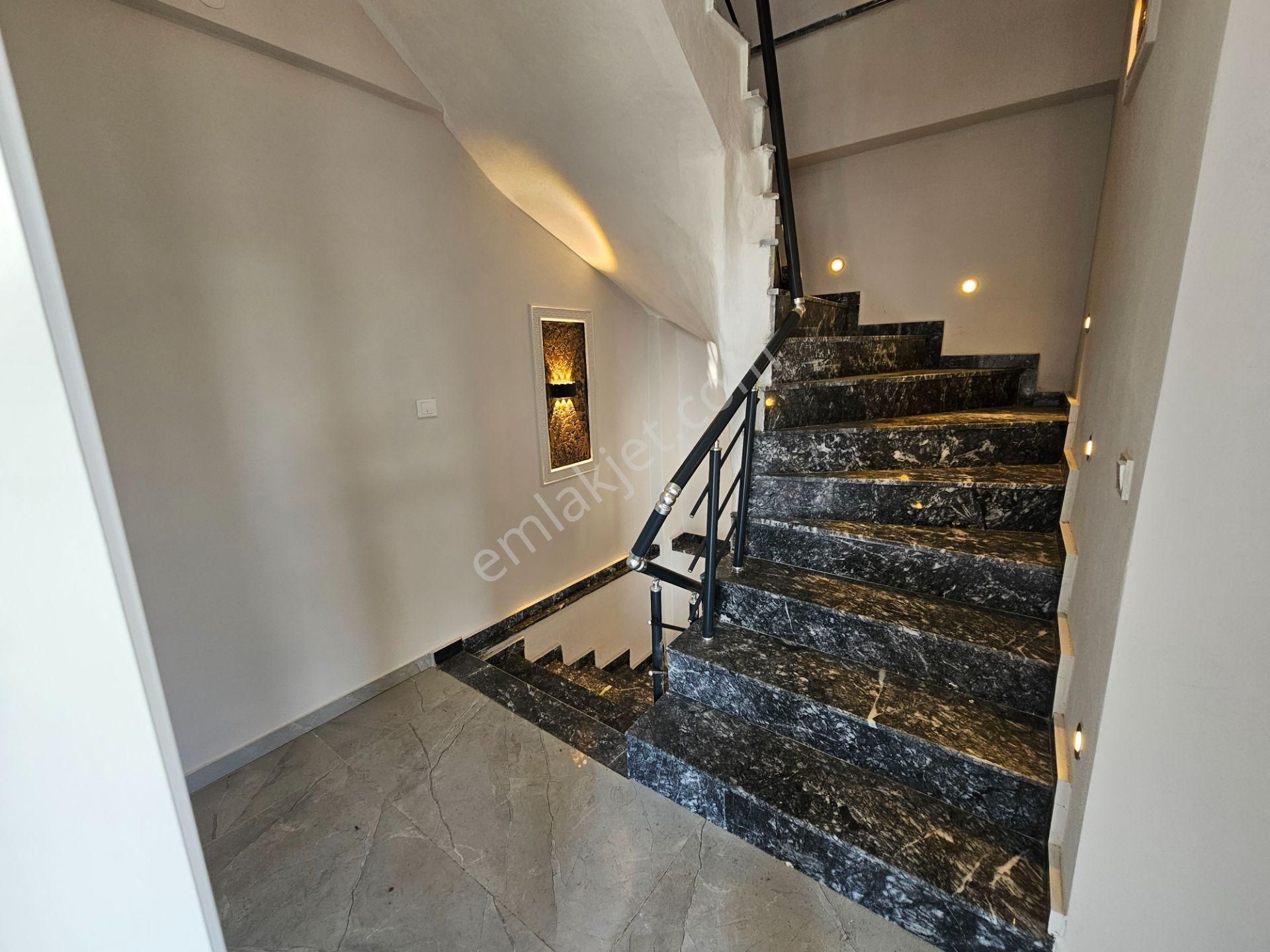 Deniz'den Kocaali Saakrya'da Denize 30 Mt. Mesafede, Havuzlu Lüks Villa - Görsel 27