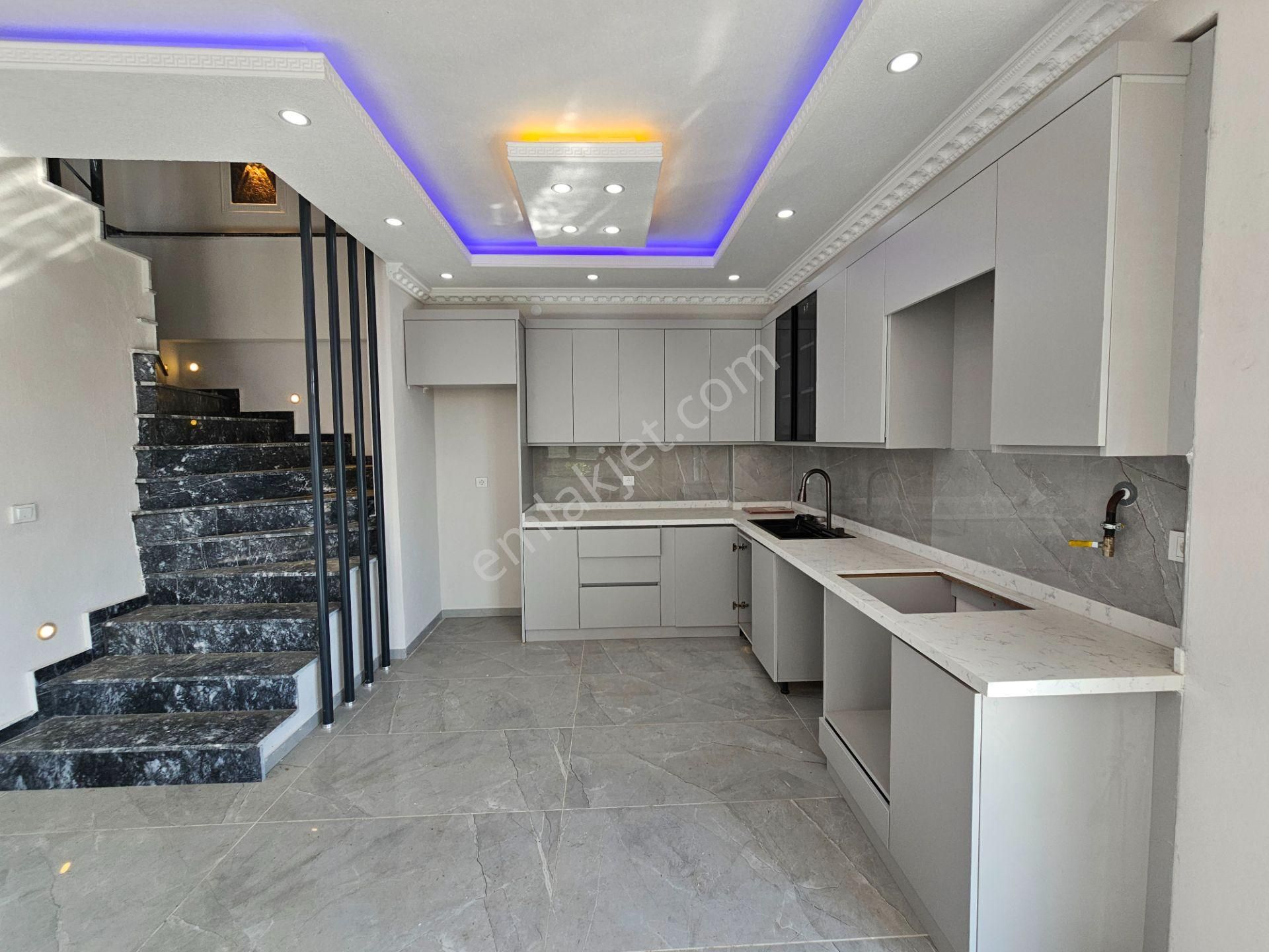 Deniz'den Kocaali Saakrya'da Denize 30 Mt. Mesafede, Havuzlu Lüks Villa - Görsel 14