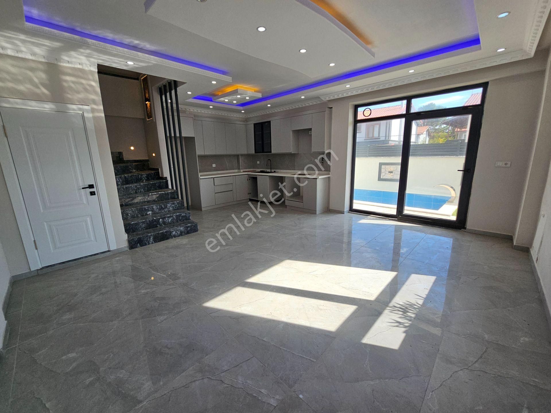 Deniz'den Kocaali Saakrya'da Denize 30 Mt. Mesafede, Havuzlu Lüks Villa - Görsel 11