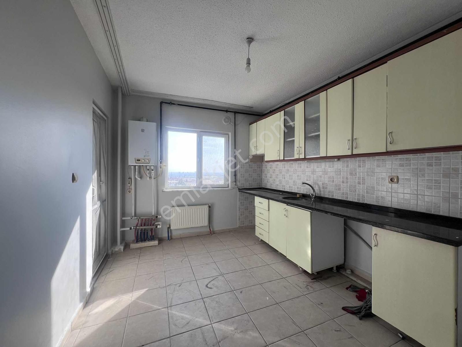 Şambayad Toki'de 3+1 Geniş Oturumlu Güney-kuzey Cephe Cazip