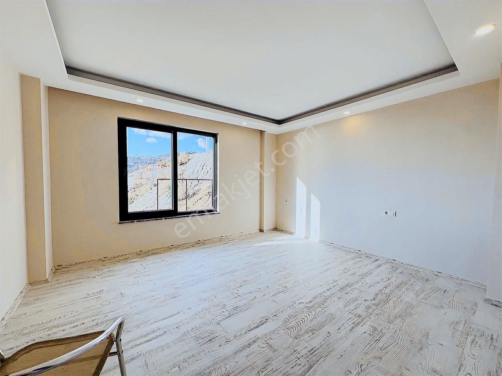 Alanya Gözüküçüklüde Ful Manzaralı Satılık 3+1 Villa - Görsel 25