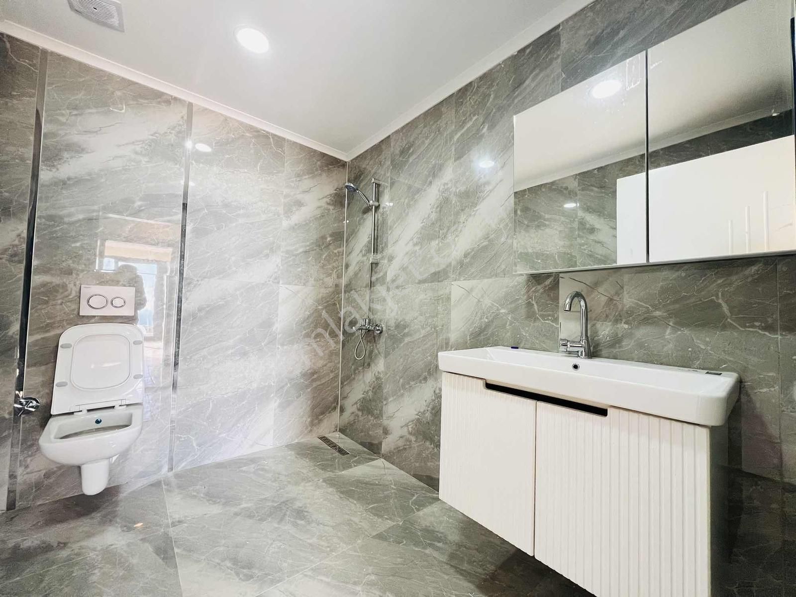 Alanya Gözüküçüklüde Ful Manzaralı Satılık 3+1 Villa - Görsel 26