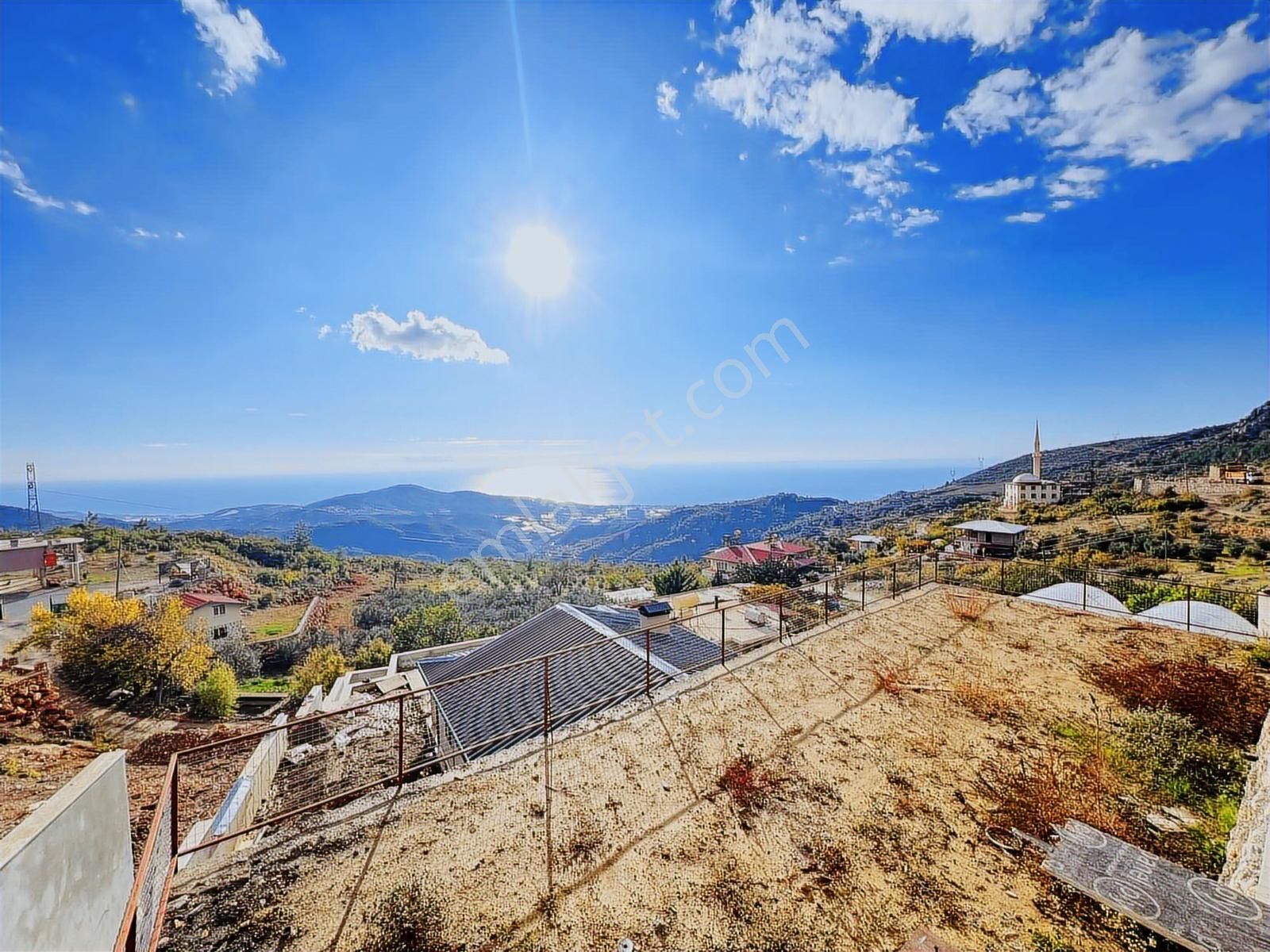 Alanya Gözüküçüklüde Ful Manzaralı Satılık 3+1 Villa - Görsel 3