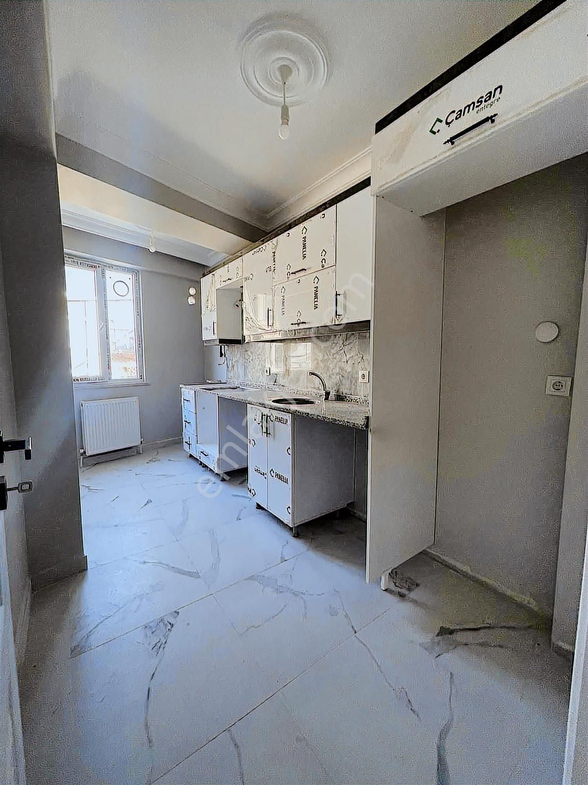 Güvercintepe'de Satılık 2 + 1 Sıfır Kullanışlı Daire Ön Cephe - Görsel 11