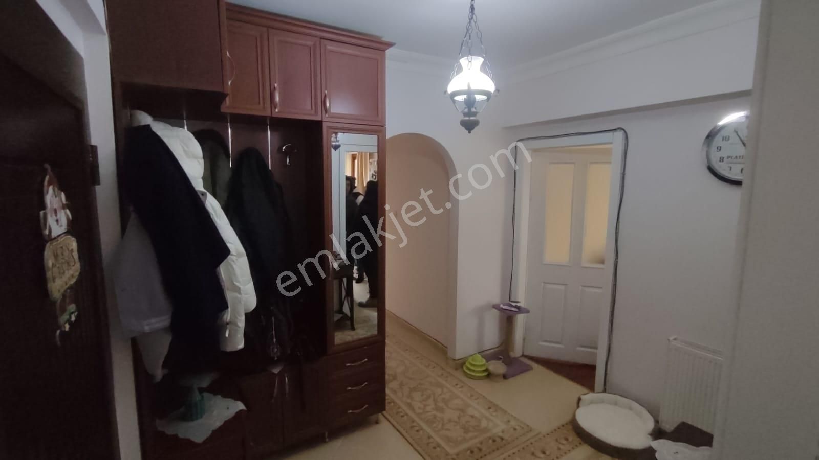 Atanora Vadiden İlkerde Ara Kat Full Manzaralı Cadde Yakını 3+1 - Görsel 2