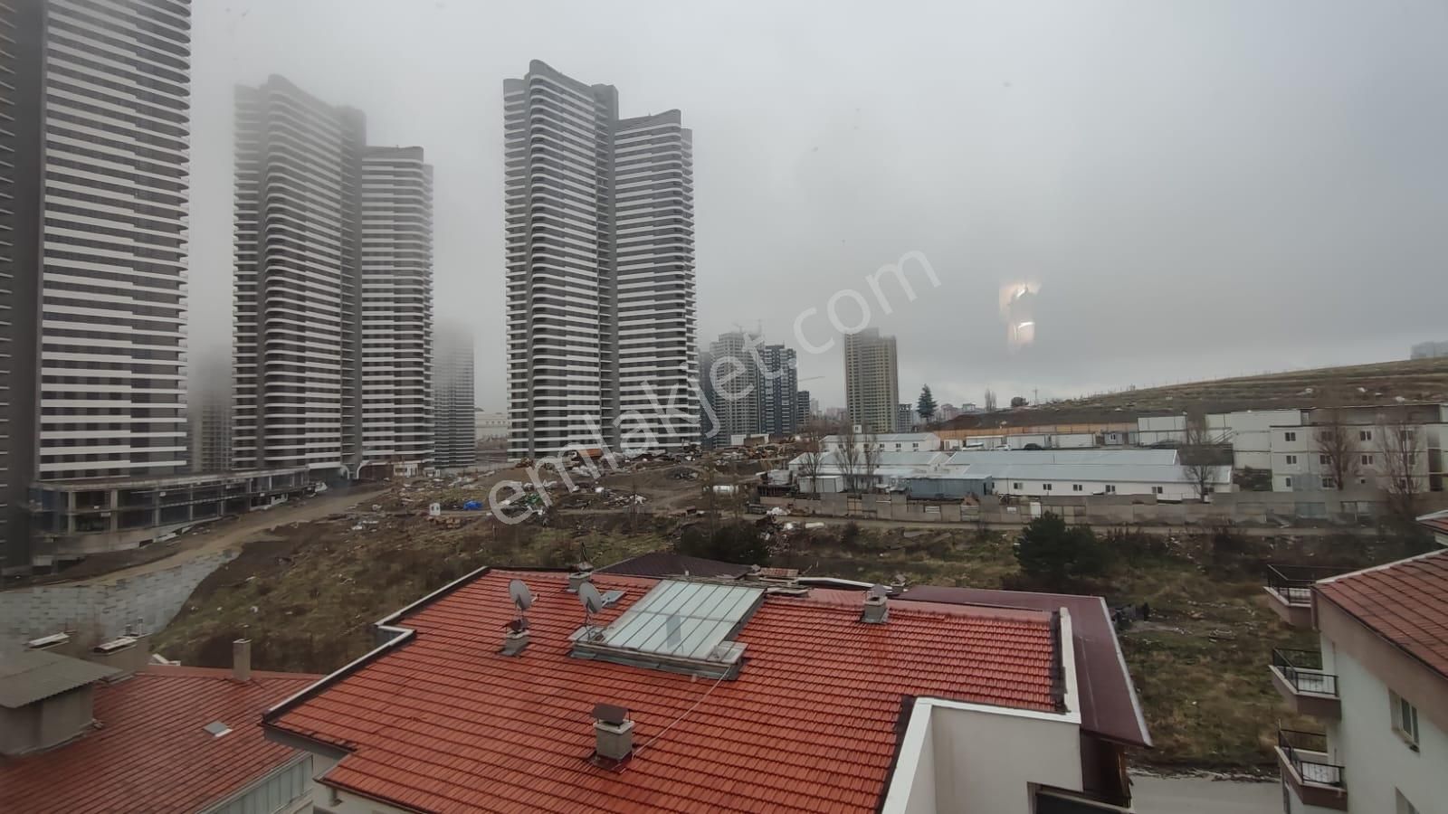 Atanora Vadiden İlkerde Ara Kat Full Manzaralı Cadde Yakını 3+1 - Görsel 15