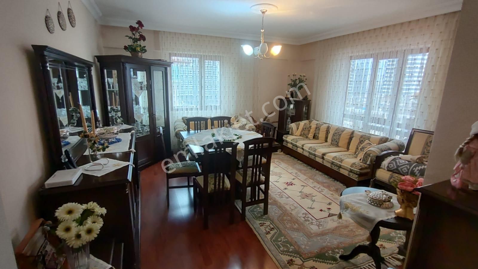 Atanora Vadiden İlkerde Ara Kat Full Manzaralı Cadde Yakını 3+1 - Görsel 10